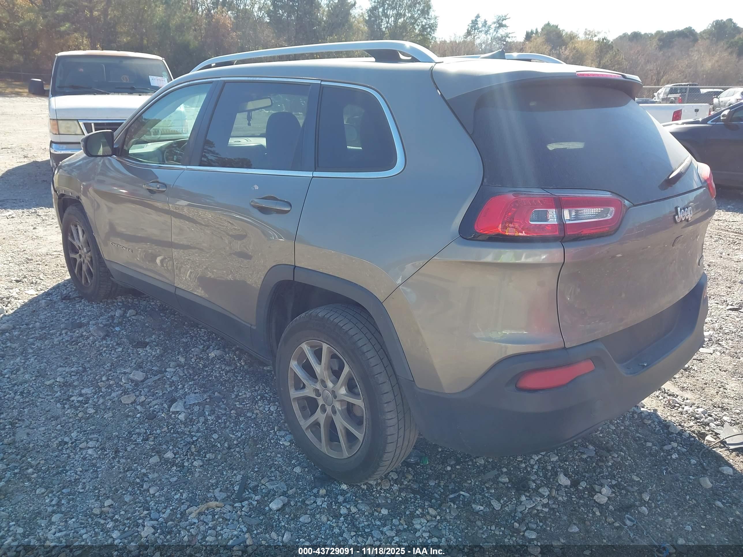 JEEP CHEROKEE image 3