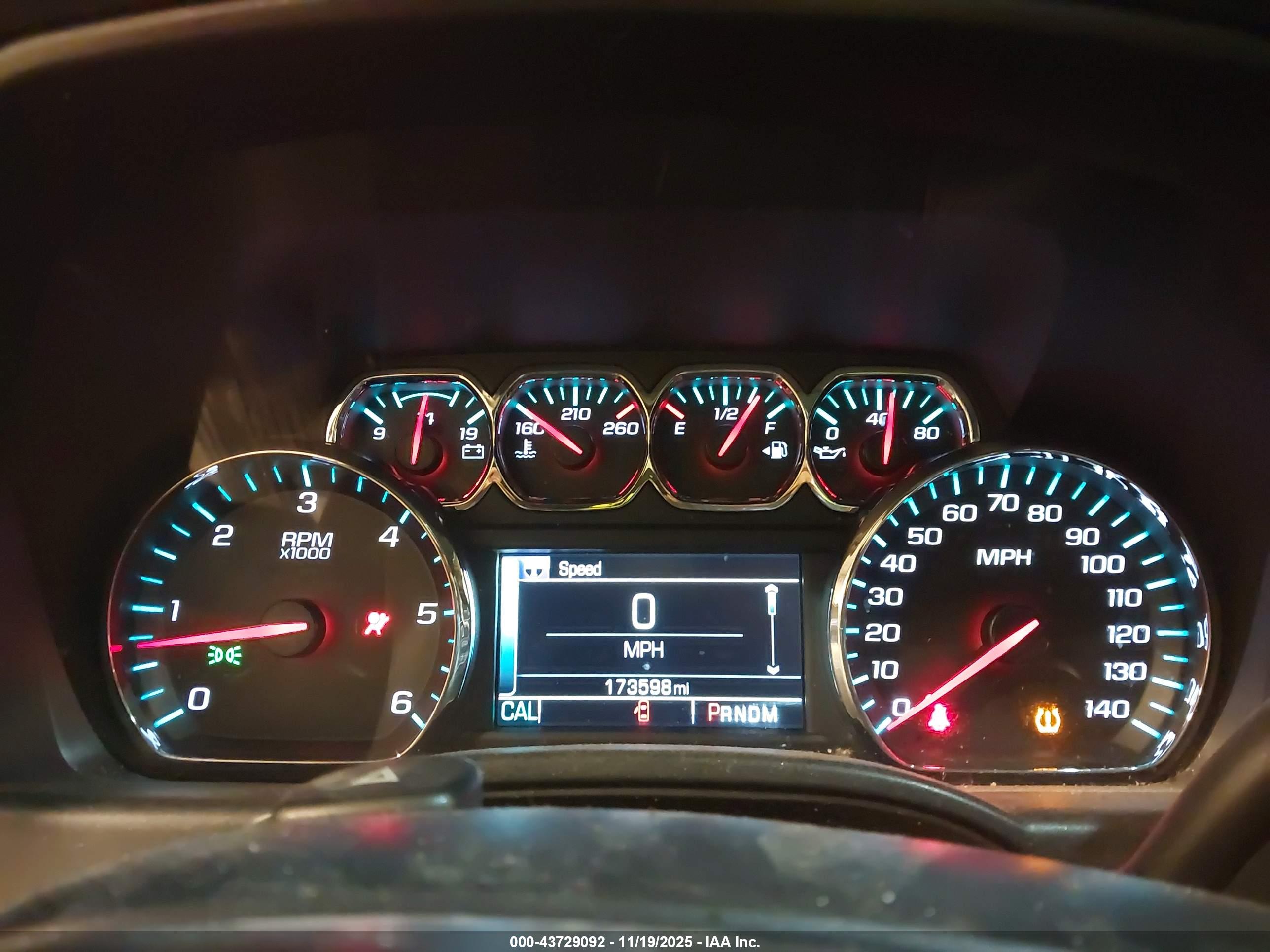CHEVROLET SILVERADO image 7