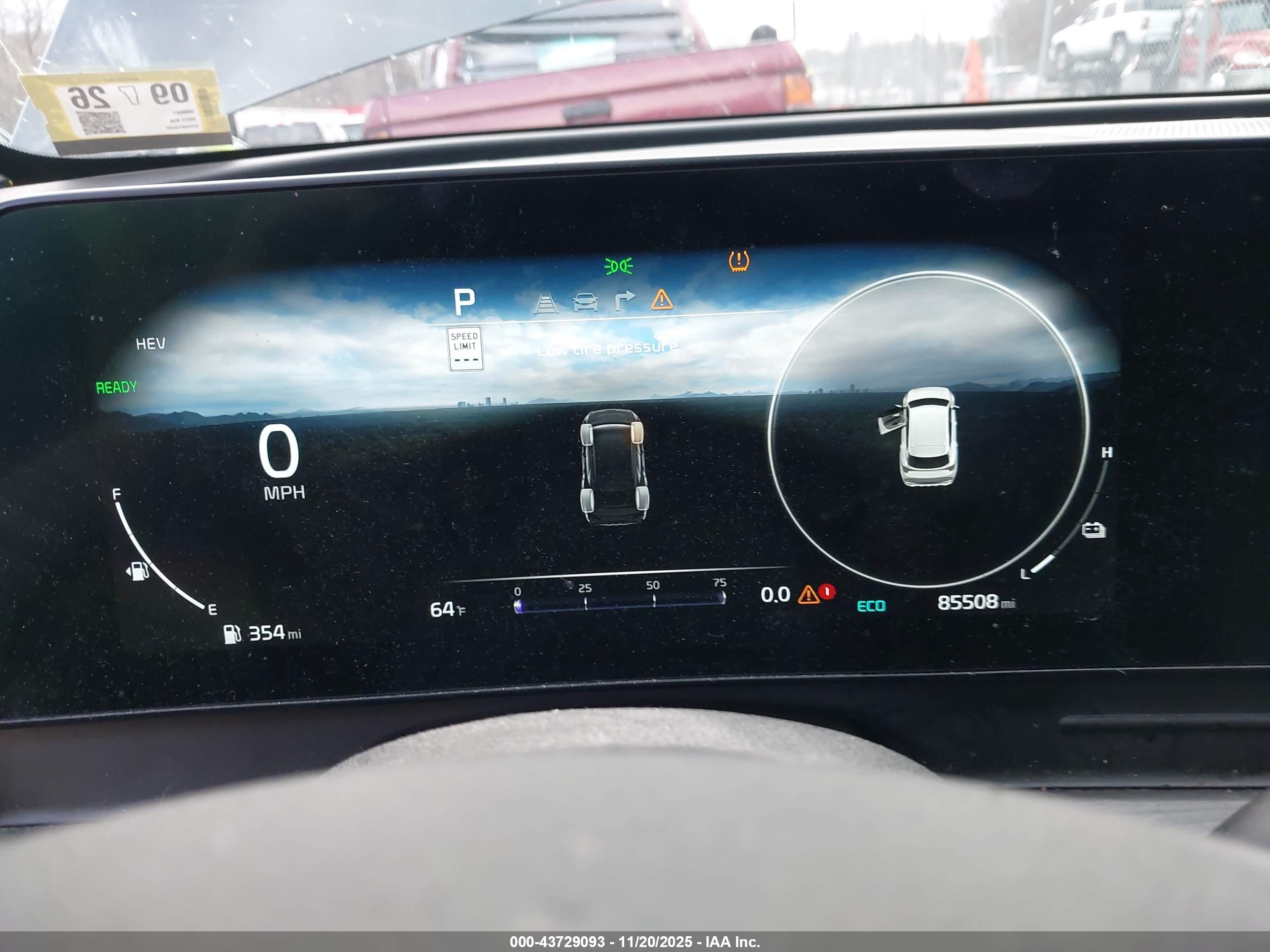 KIA SPORTAGE image 7