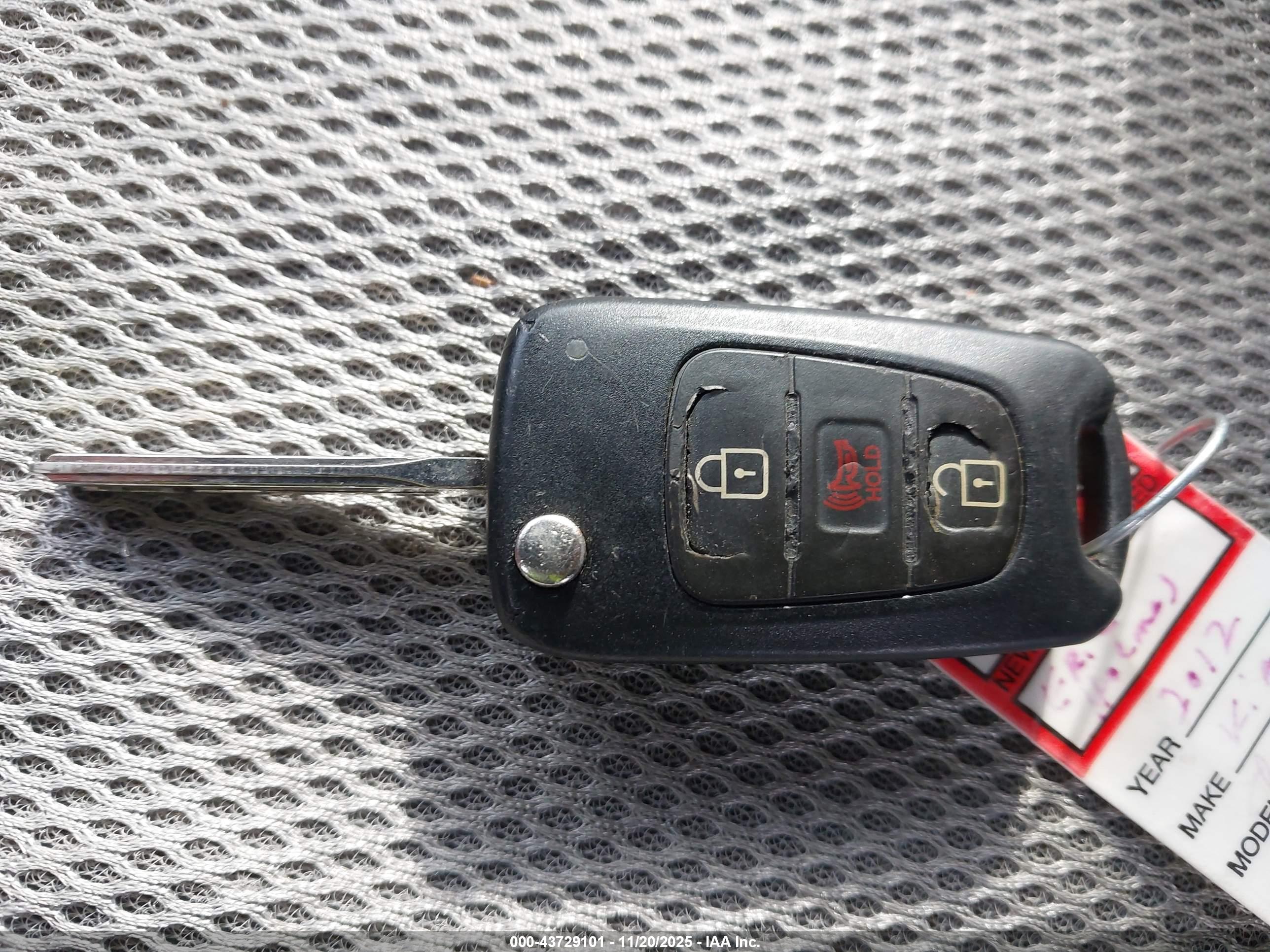 KIA SPORTAGE image 11