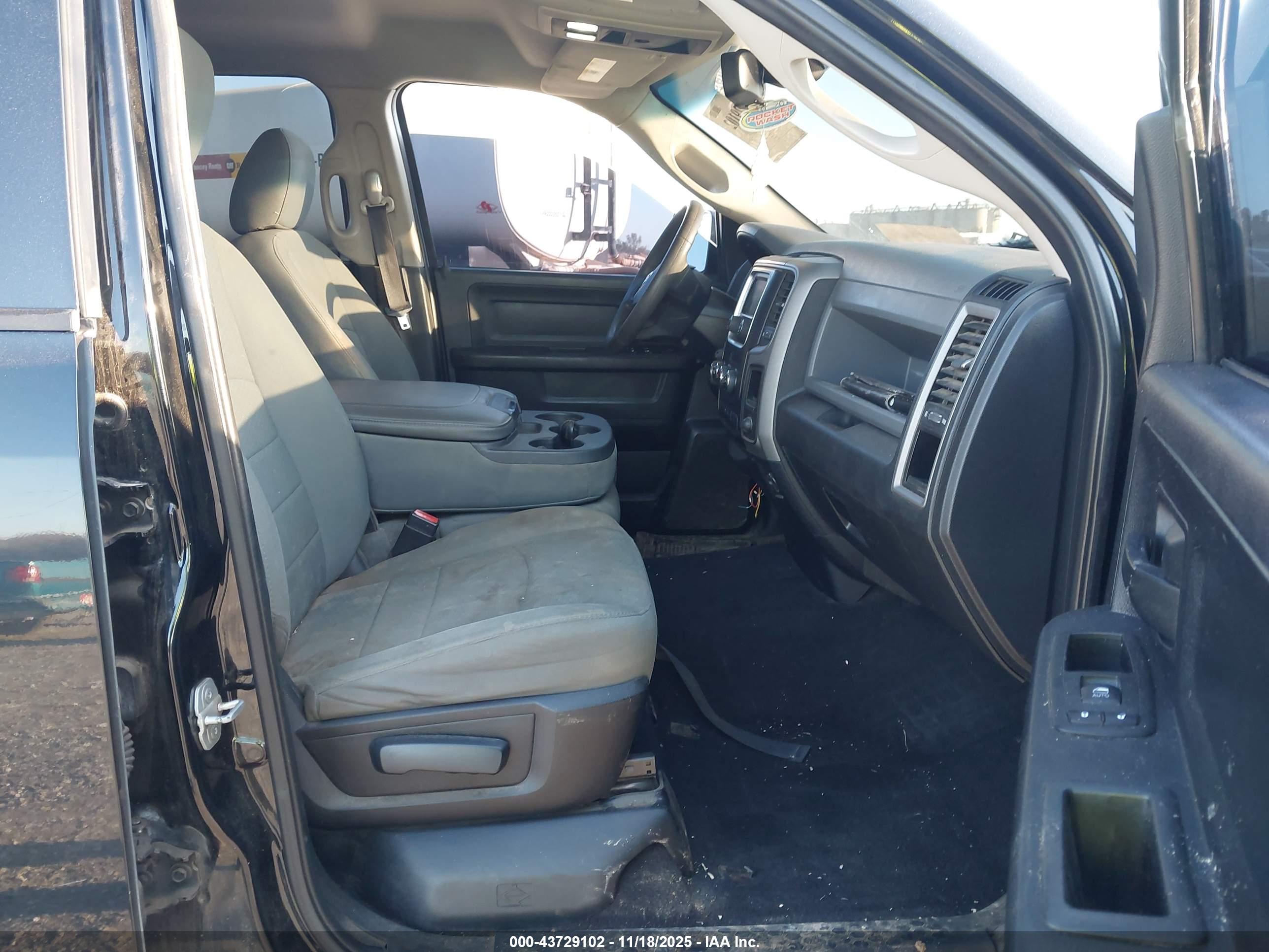 RAM 1500 image 5