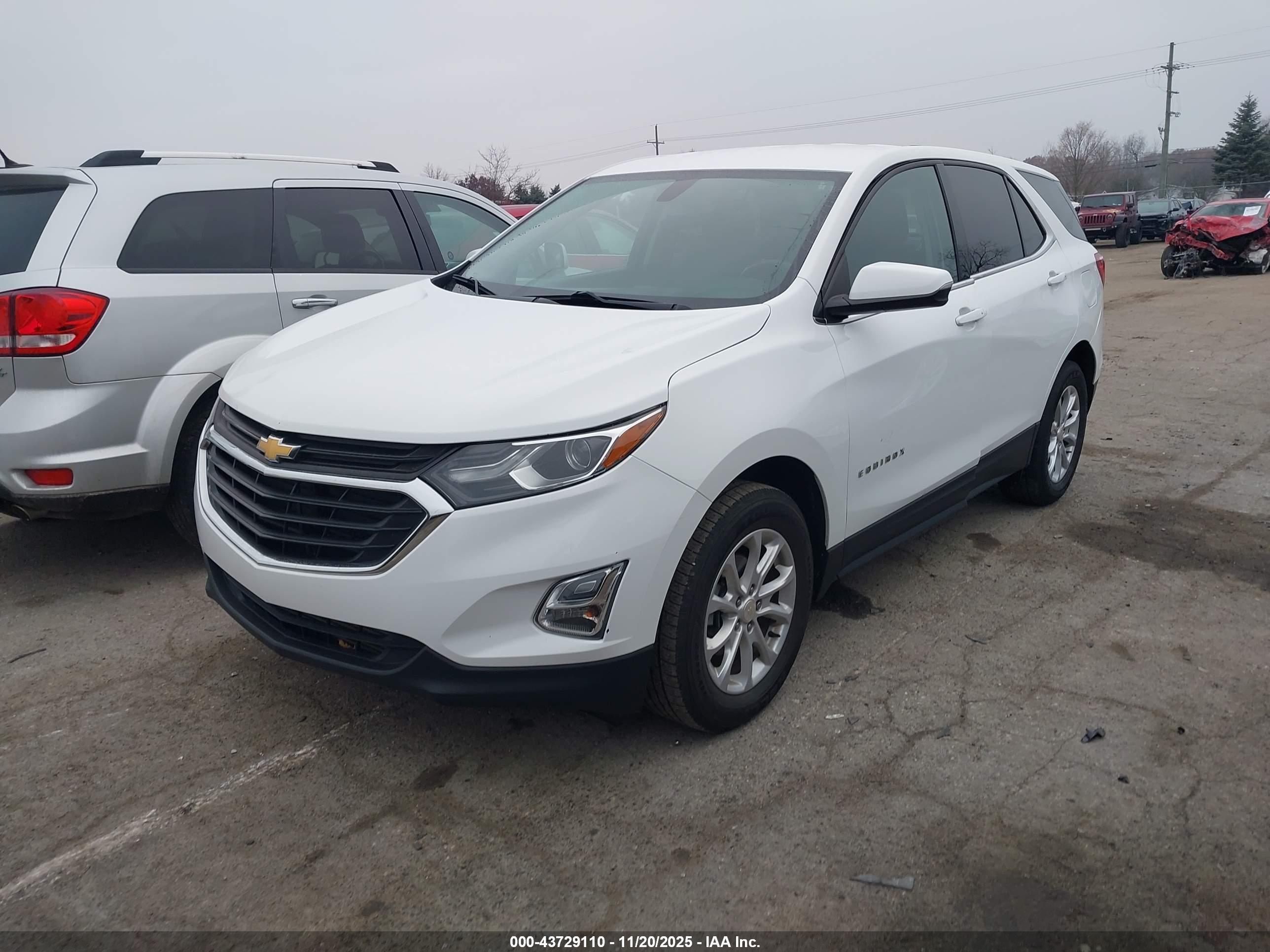 CHEVROLET EQUINOX image 2