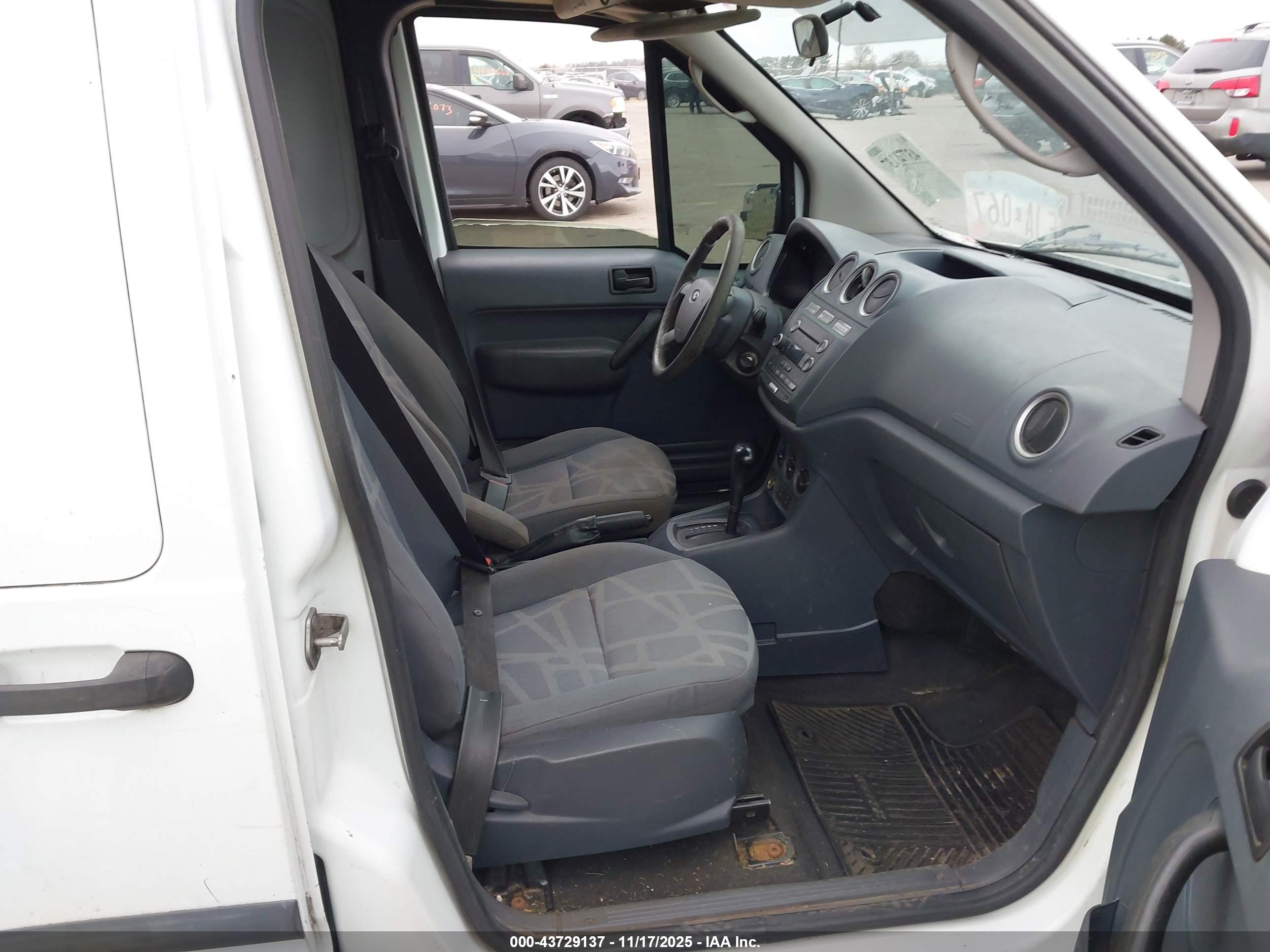 FORD TRANSIT image 5