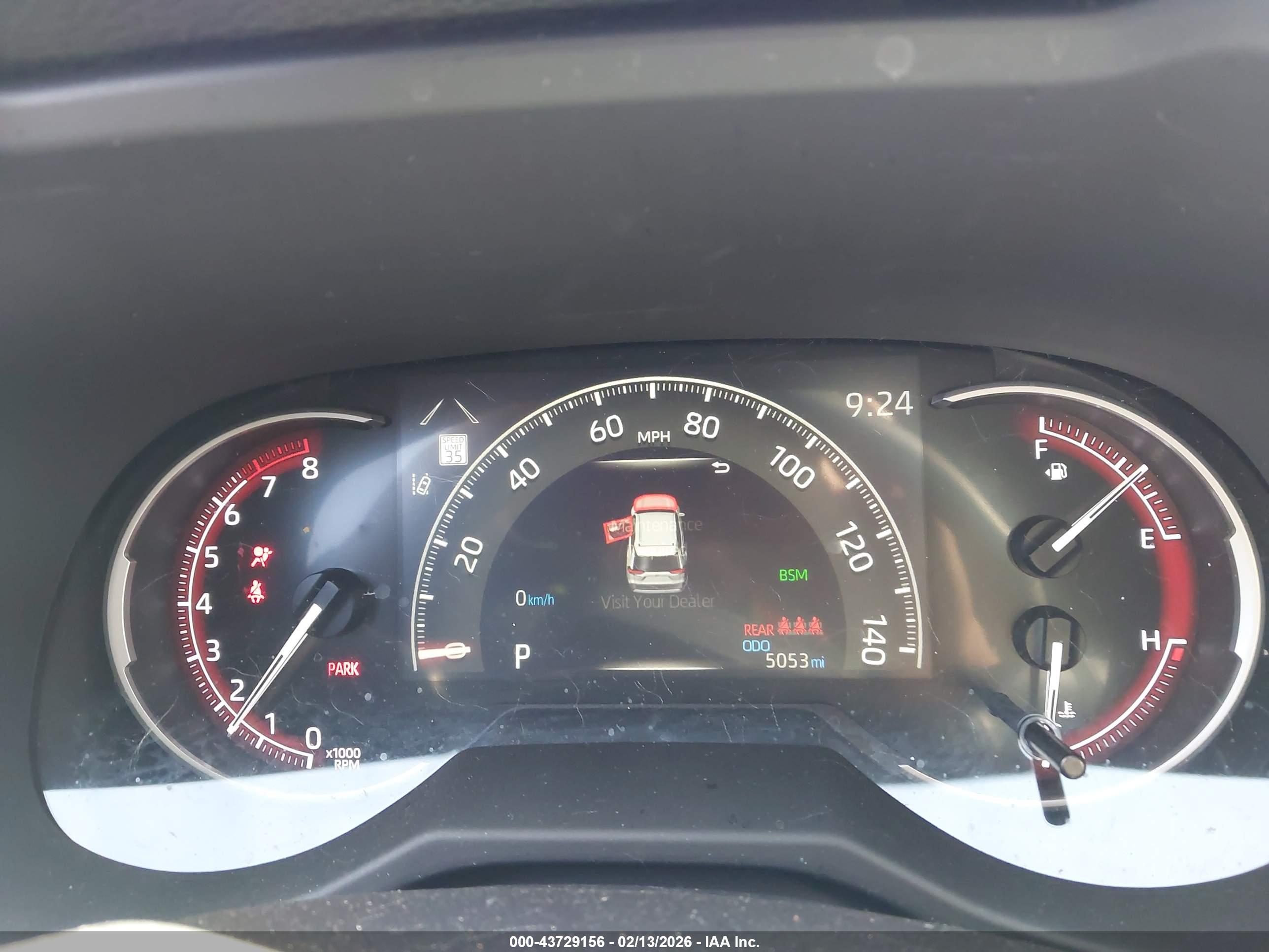 TOYOTA RAV4 image 7