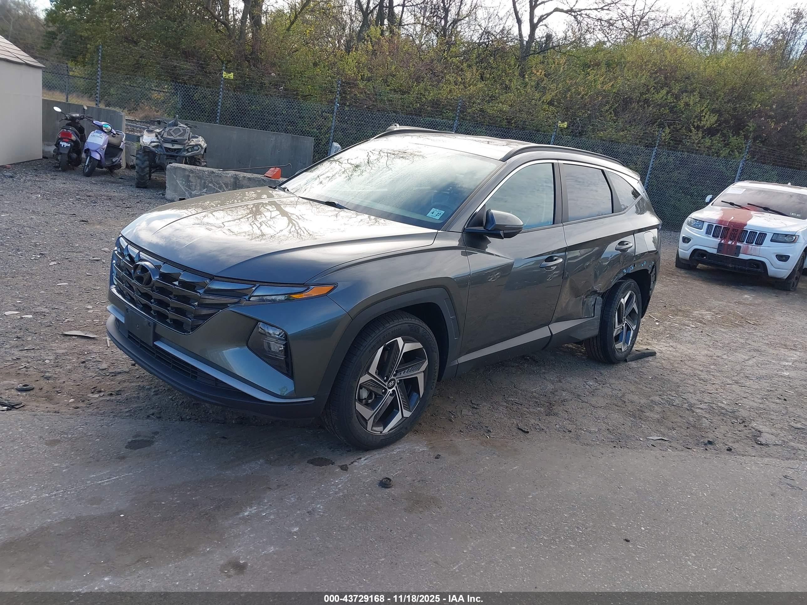 HYUNDAI TUCSON image 2