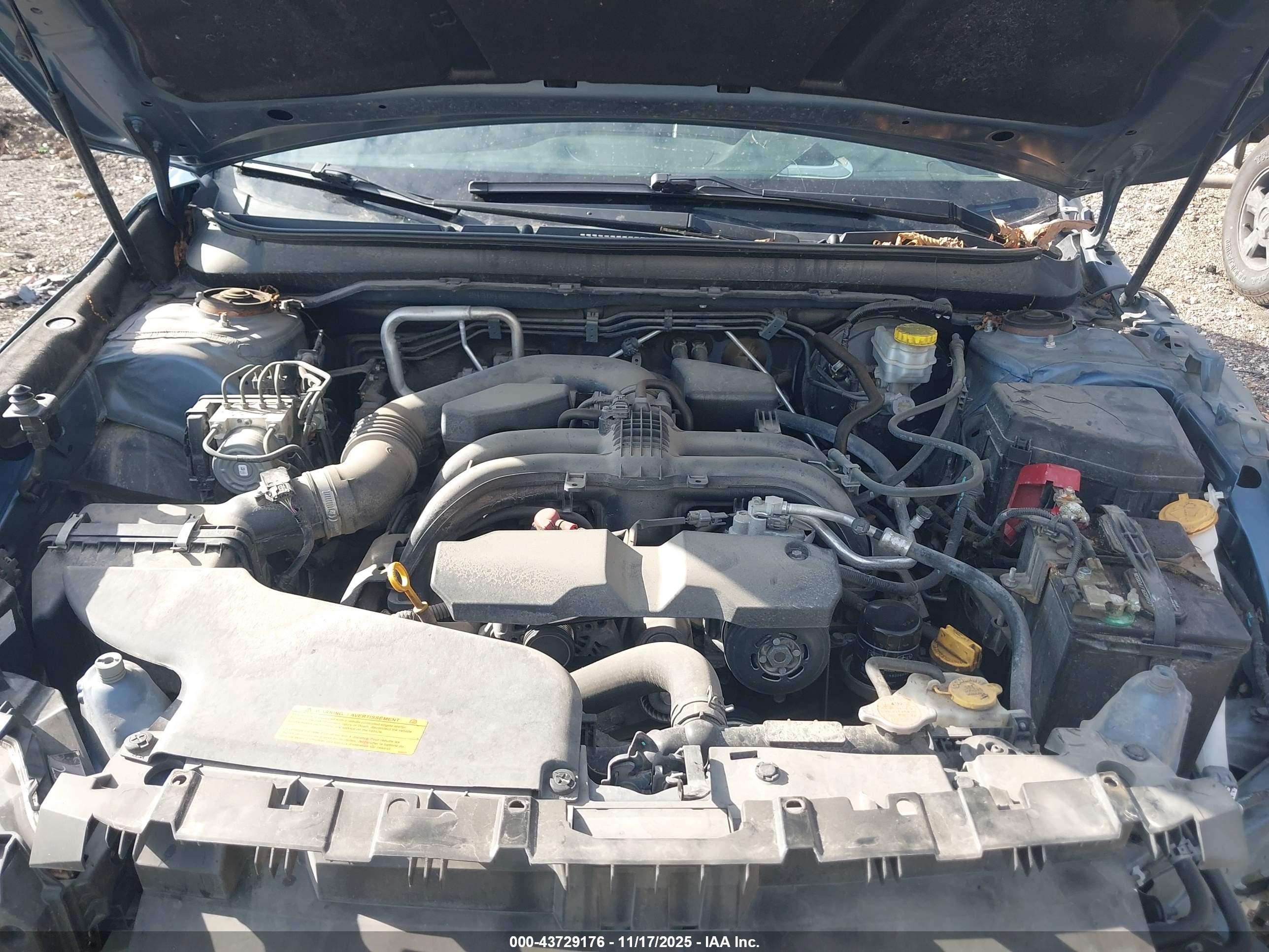 SUBARU OUTBACK image 10
