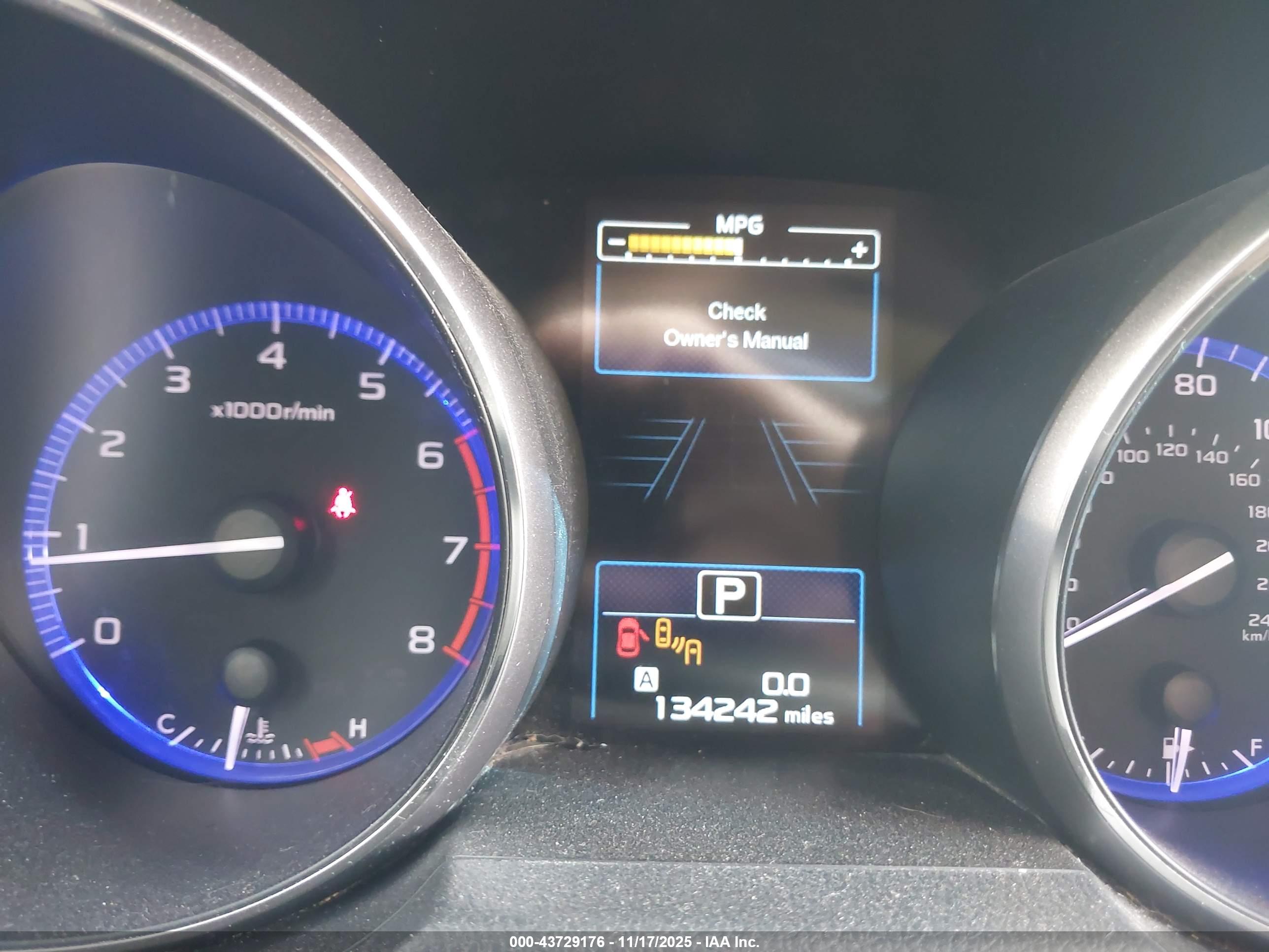 SUBARU OUTBACK image 7