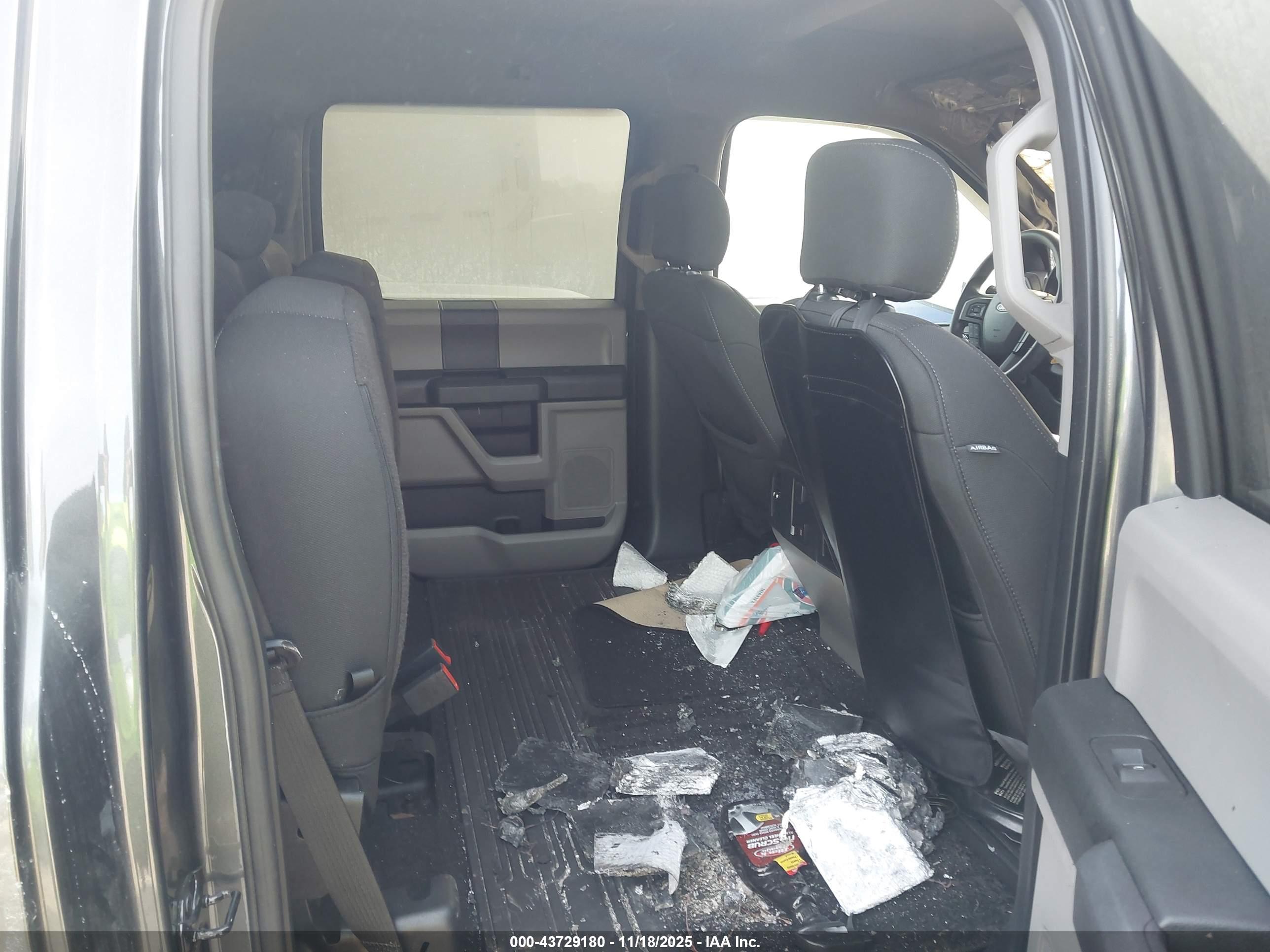FORD F-150 image 8