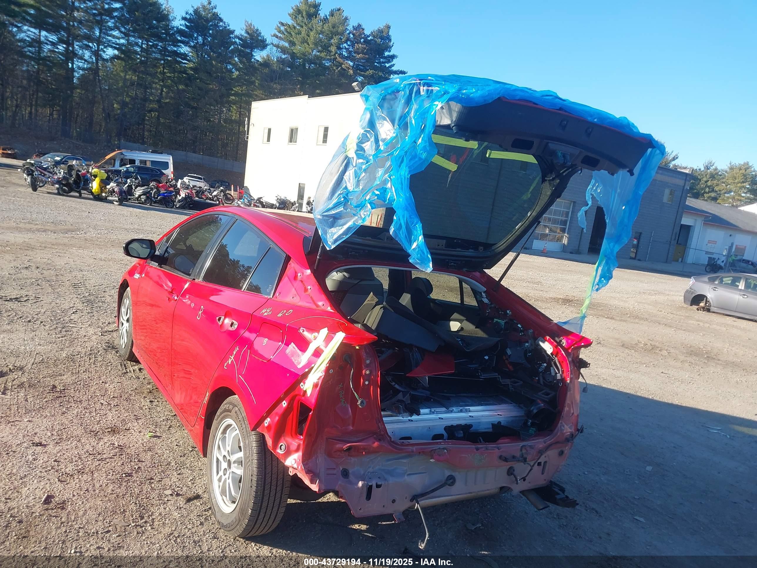 TOYOTA PRIUS image 3
