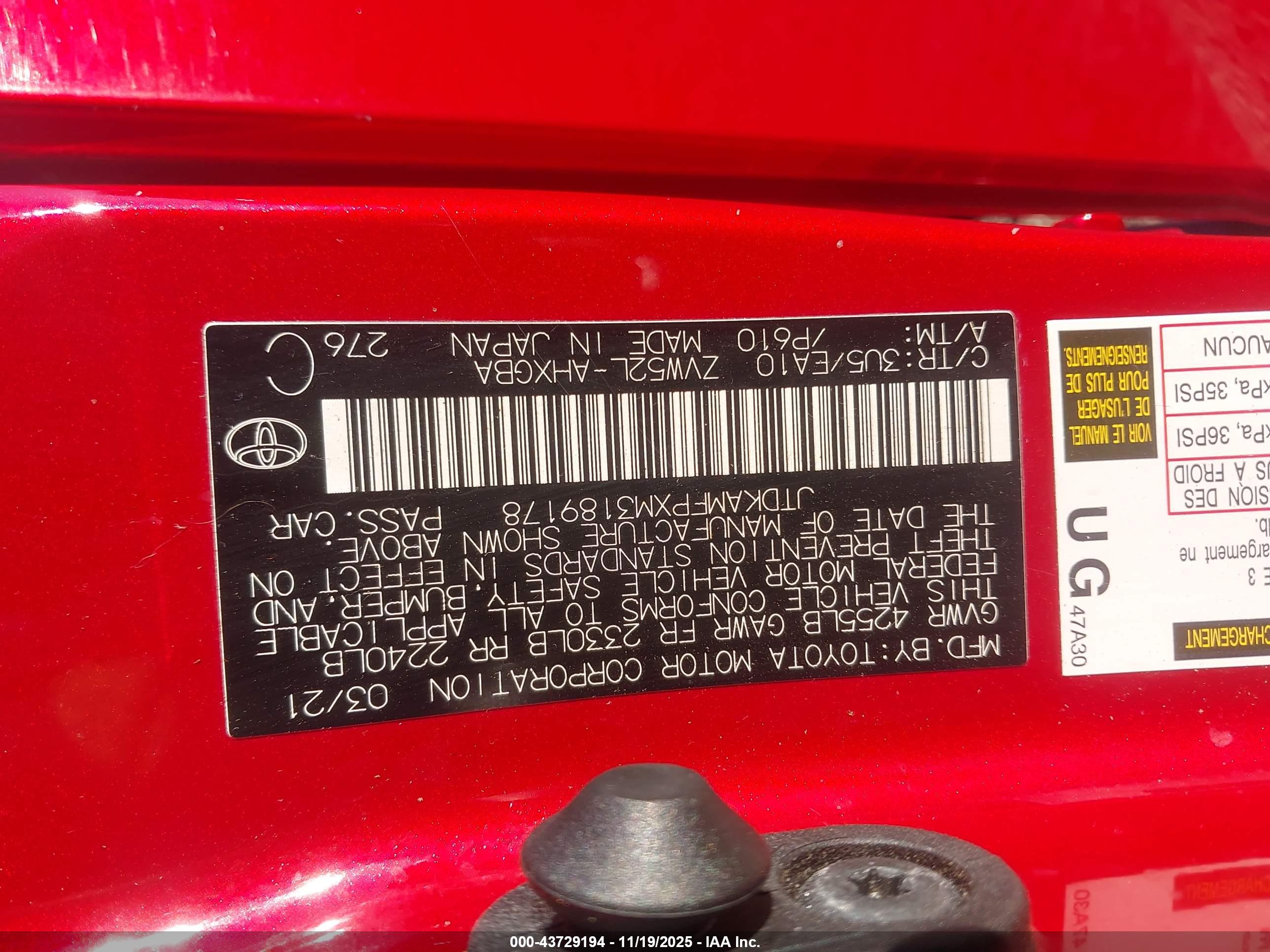 TOYOTA PRIUS image 9