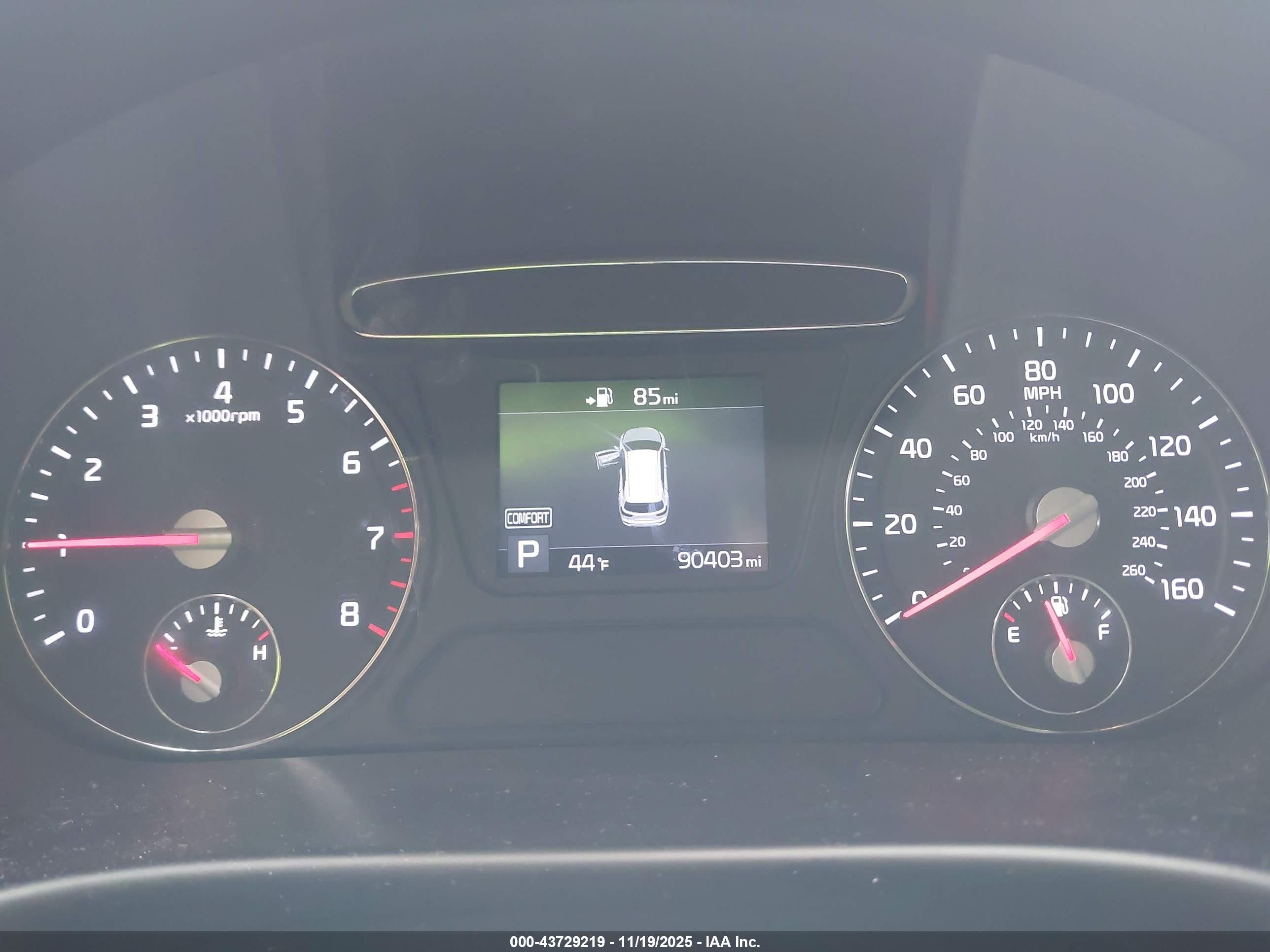 KIA SORENTO image 7
