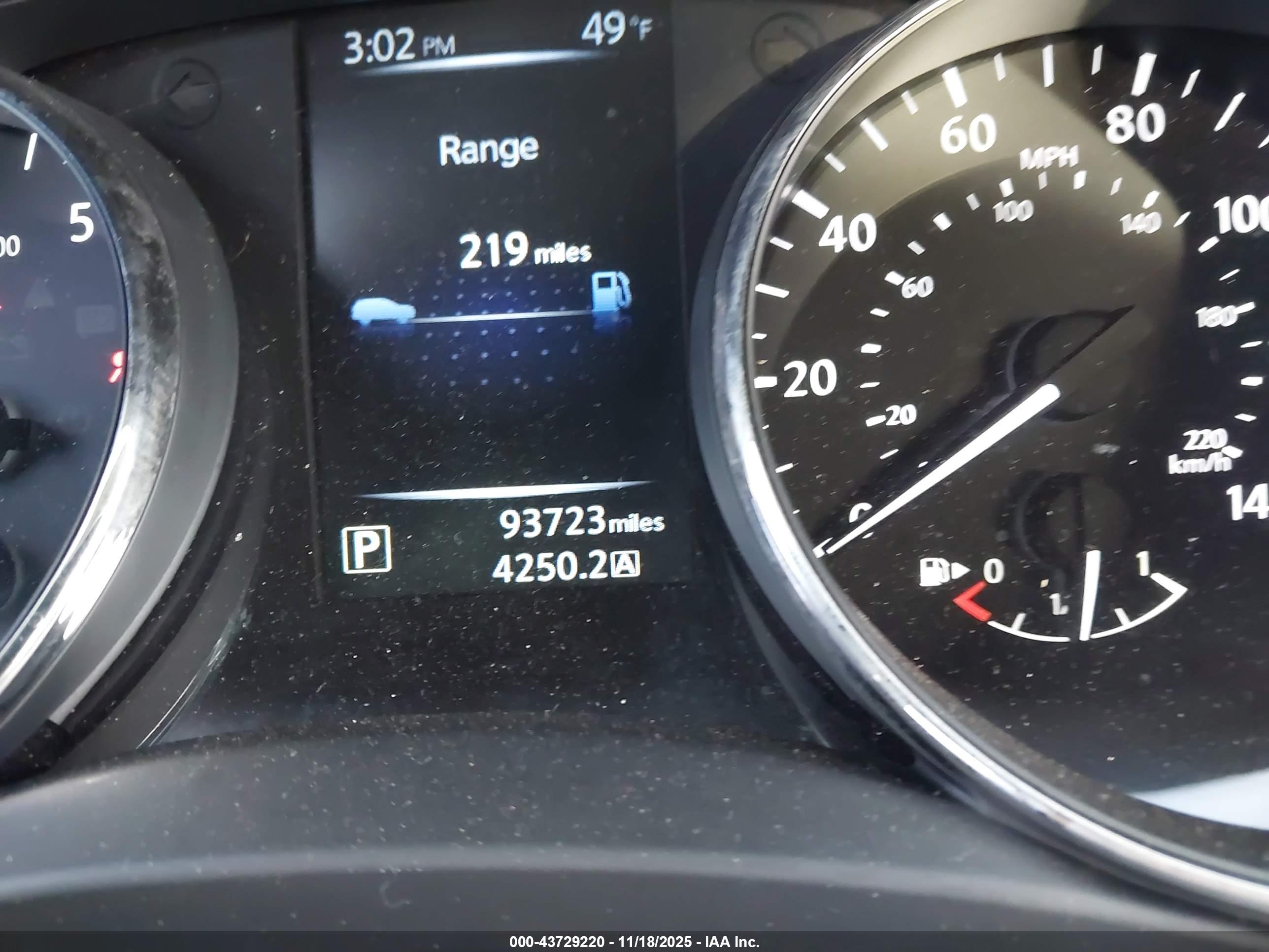 NISSAN ROGUE image 7
