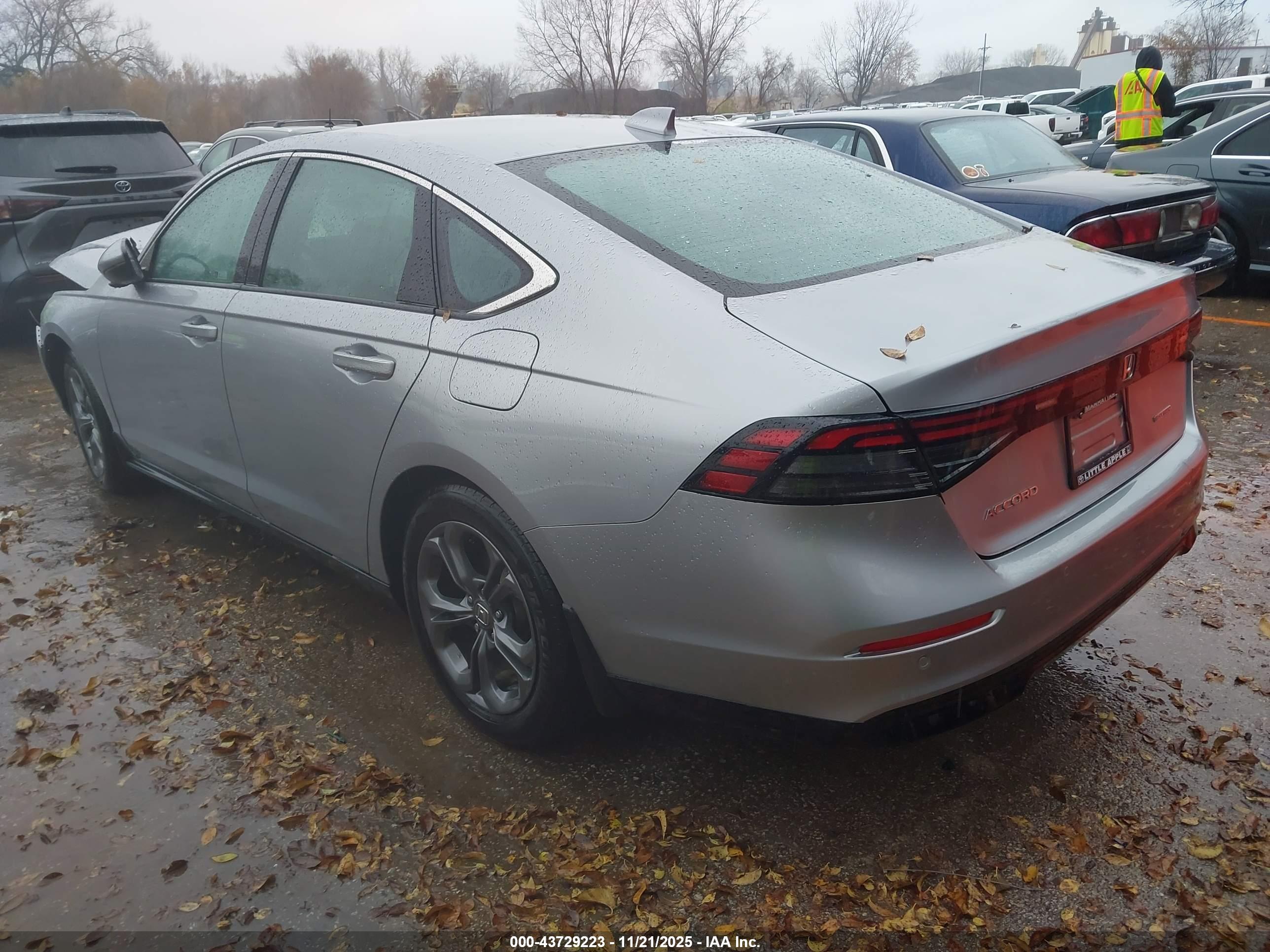 HONDA ACCORD image 3