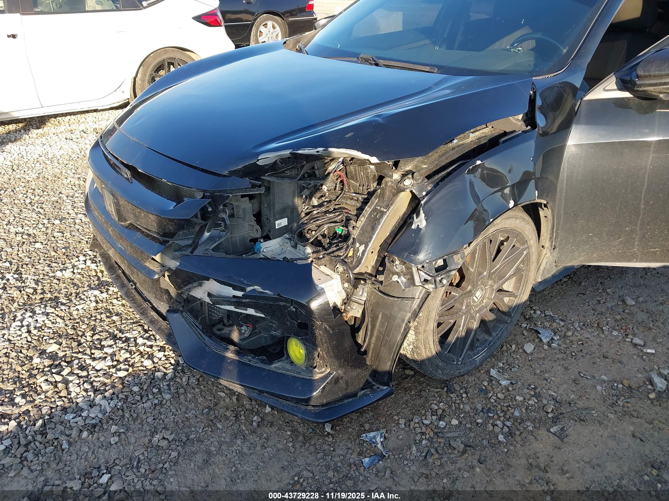 HONDA CIVIC image 6