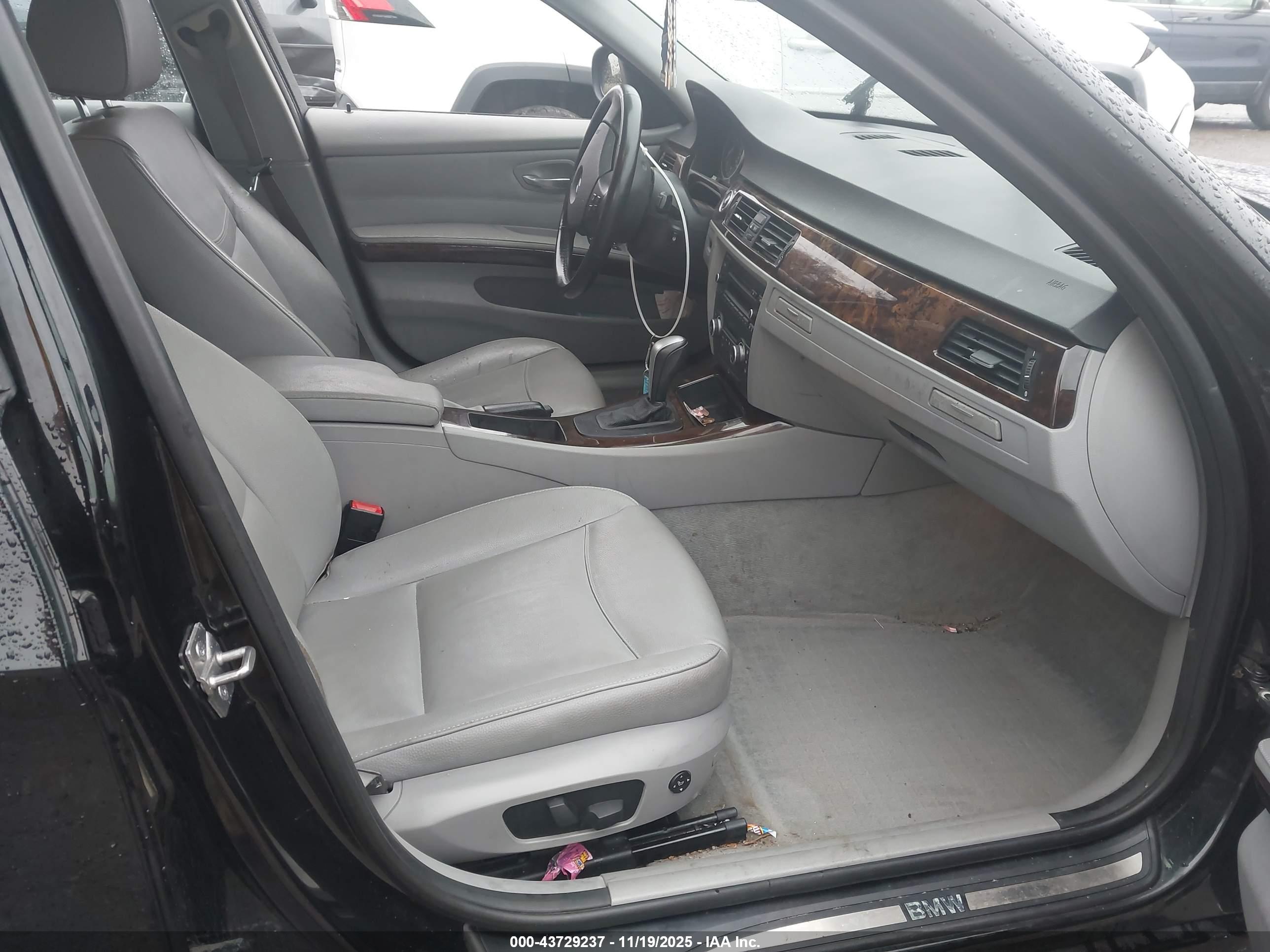 BMW 328I image 5