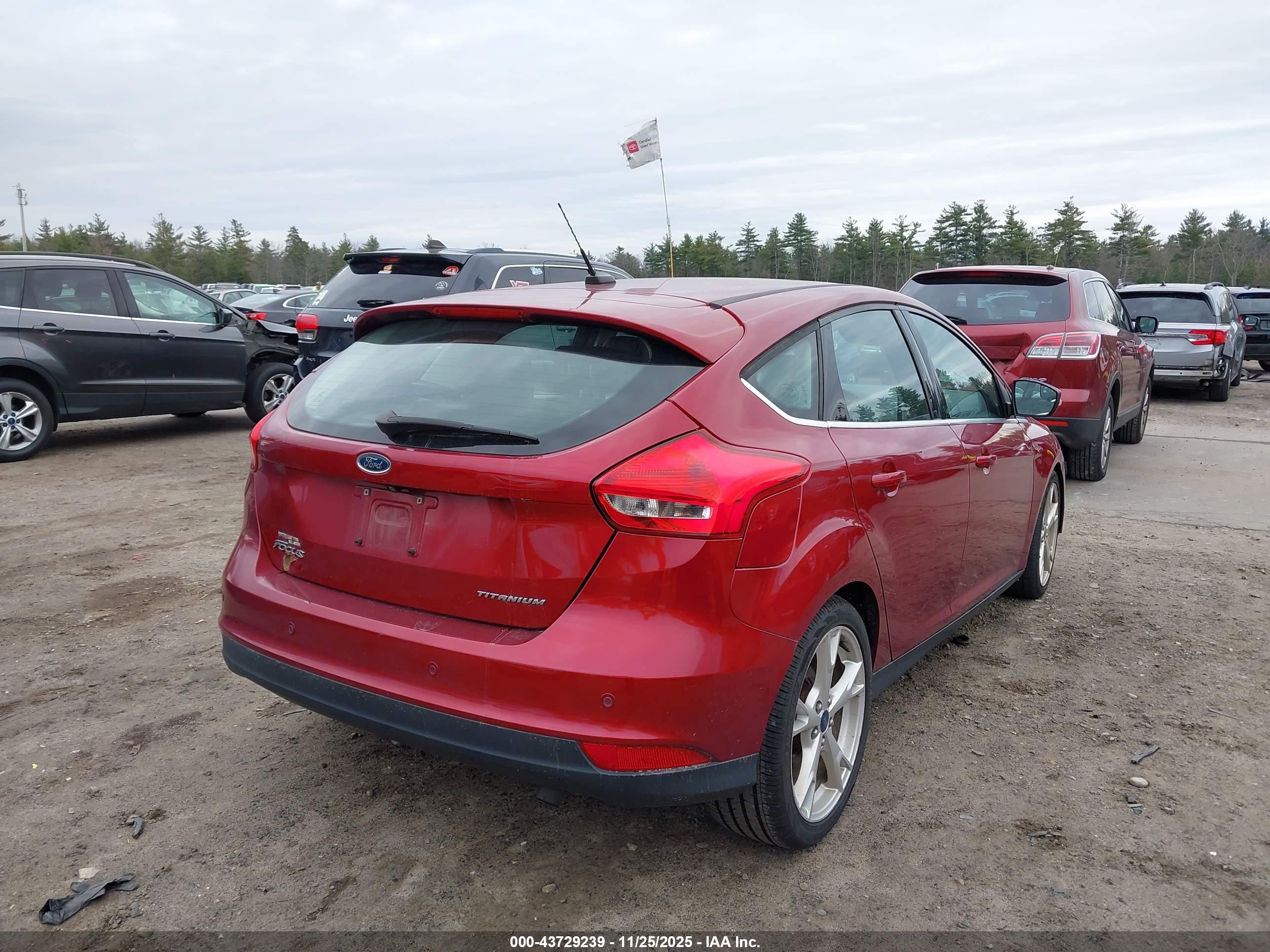 FORD FOCUS image 4