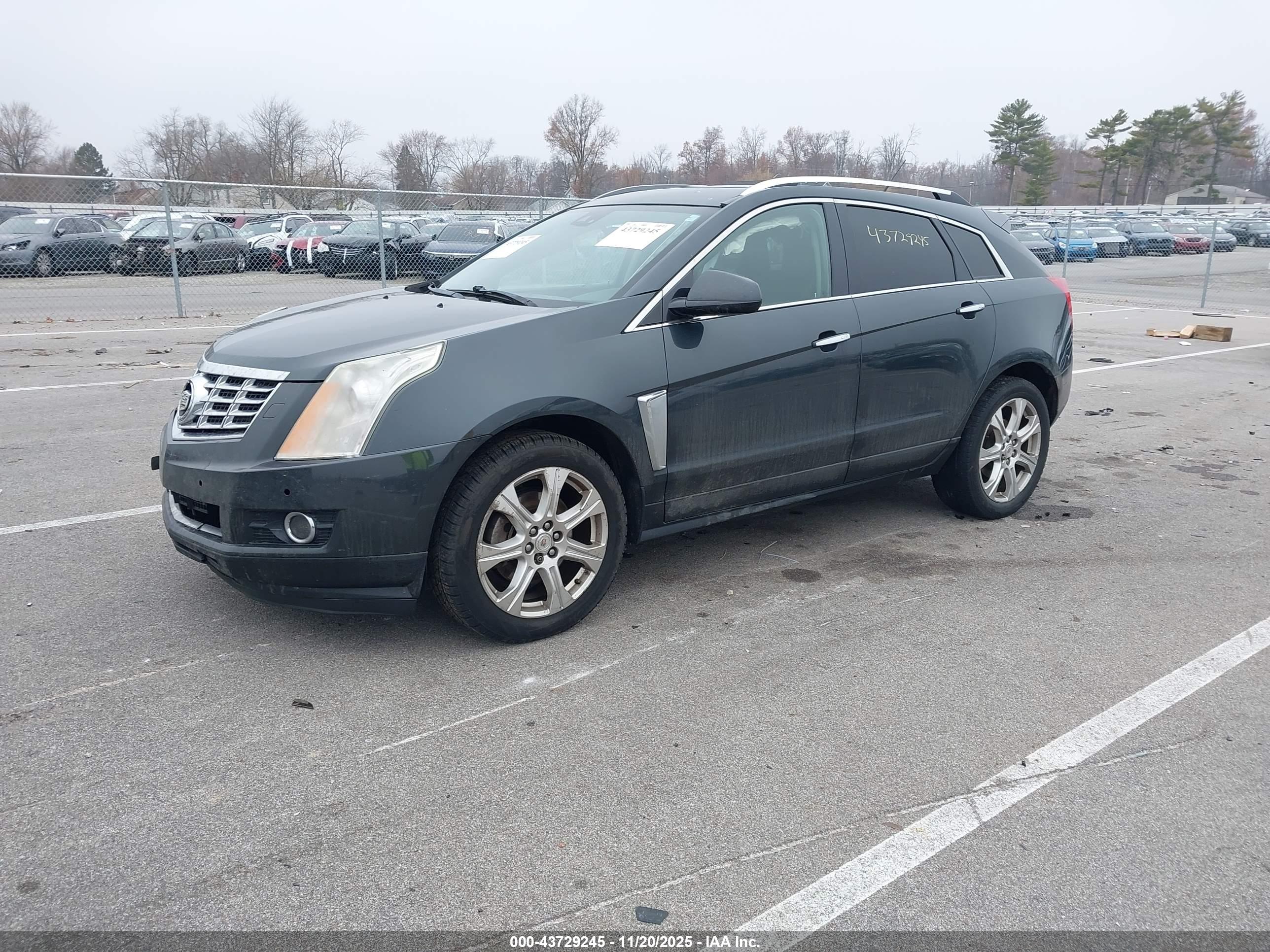 CADILLAC SRX image 2