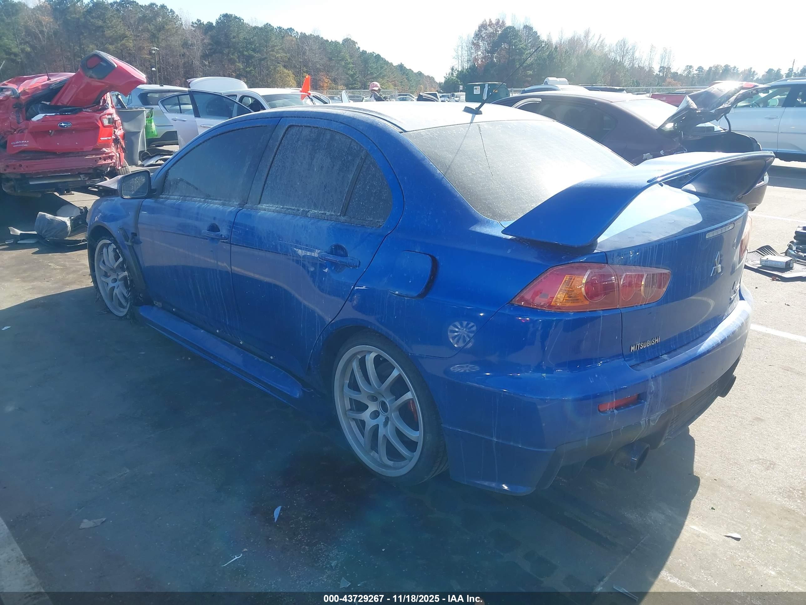 MITSUBISHI LANCER image 3