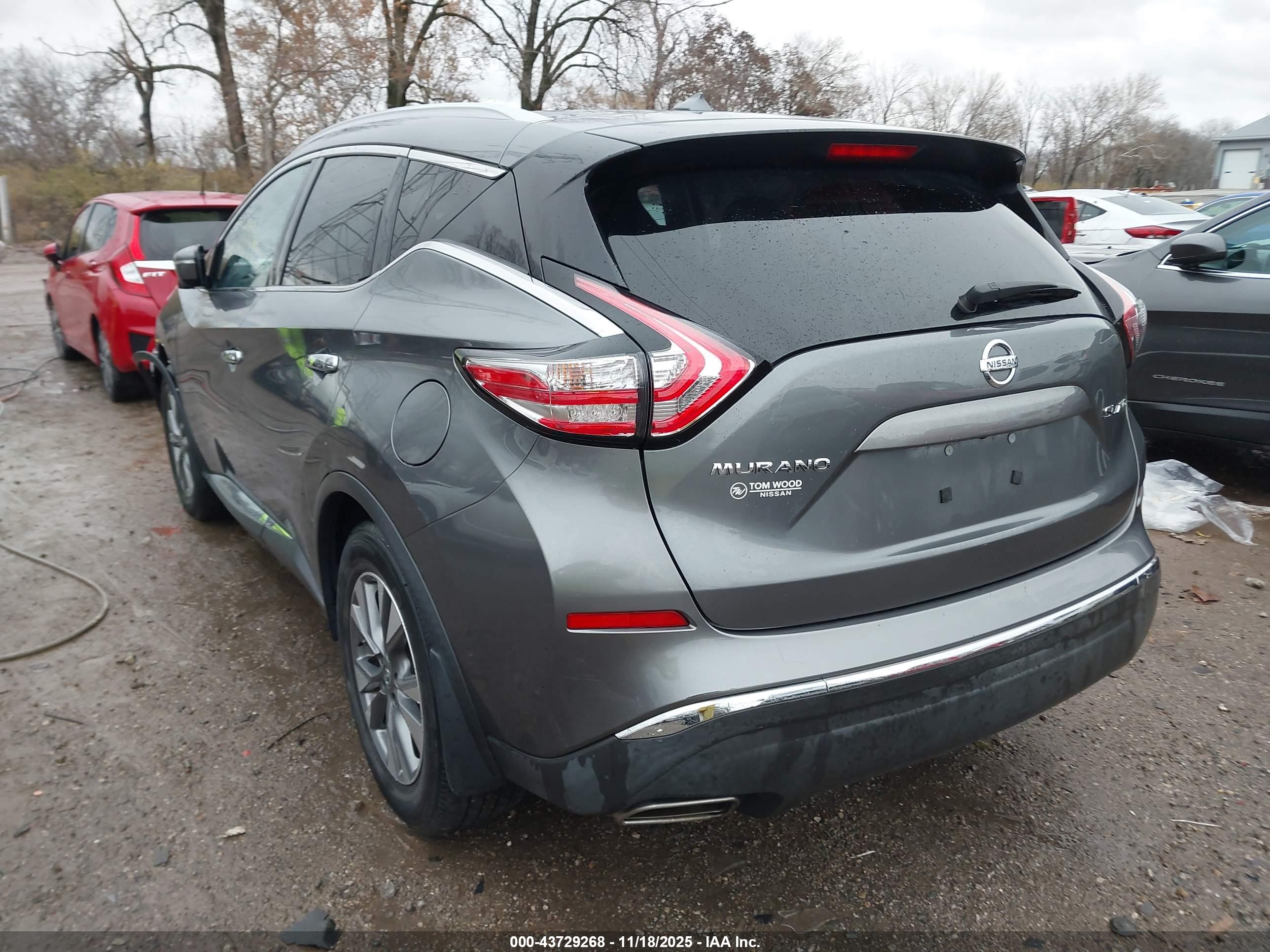 NISSAN MURANO image 3