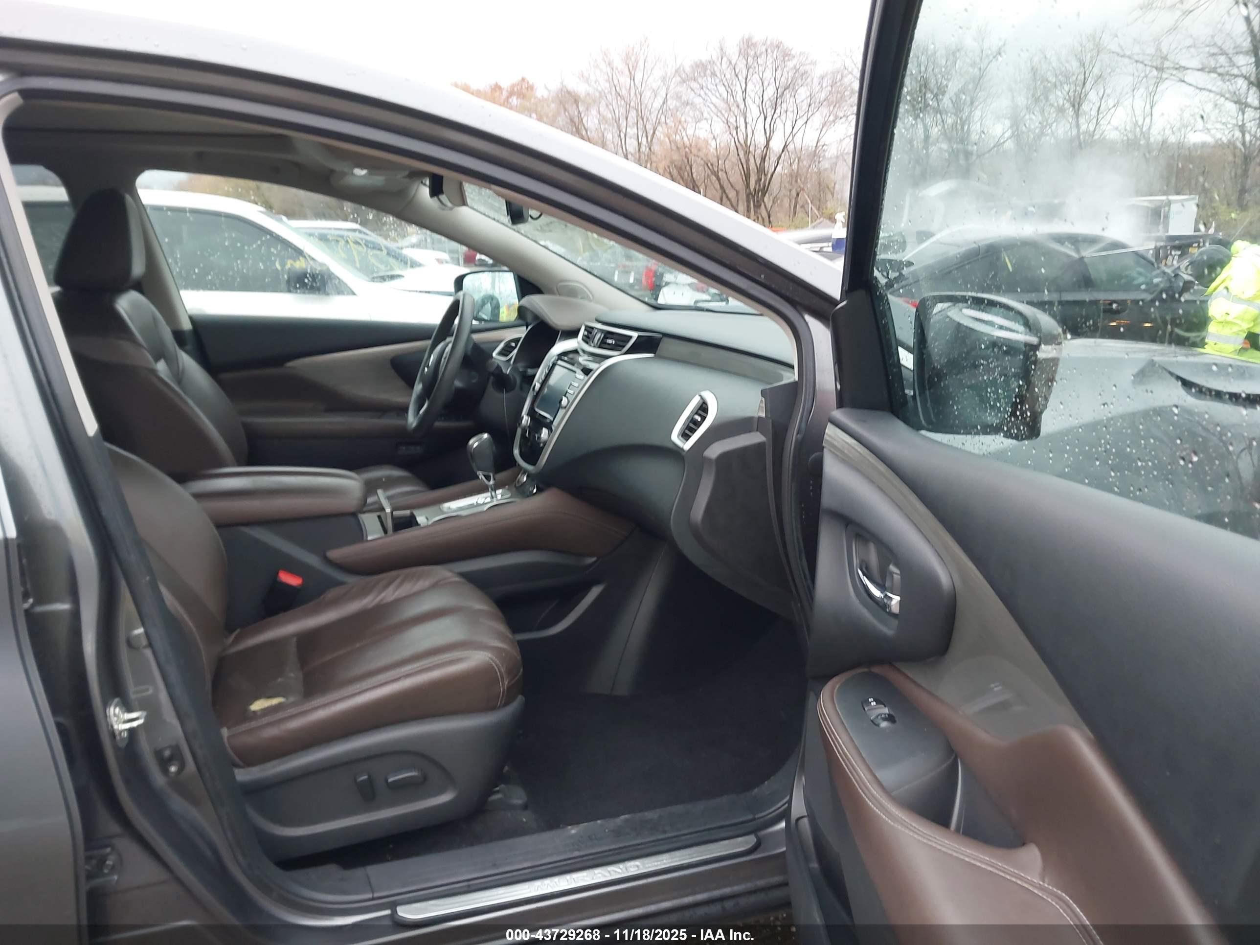 NISSAN MURANO image 5
