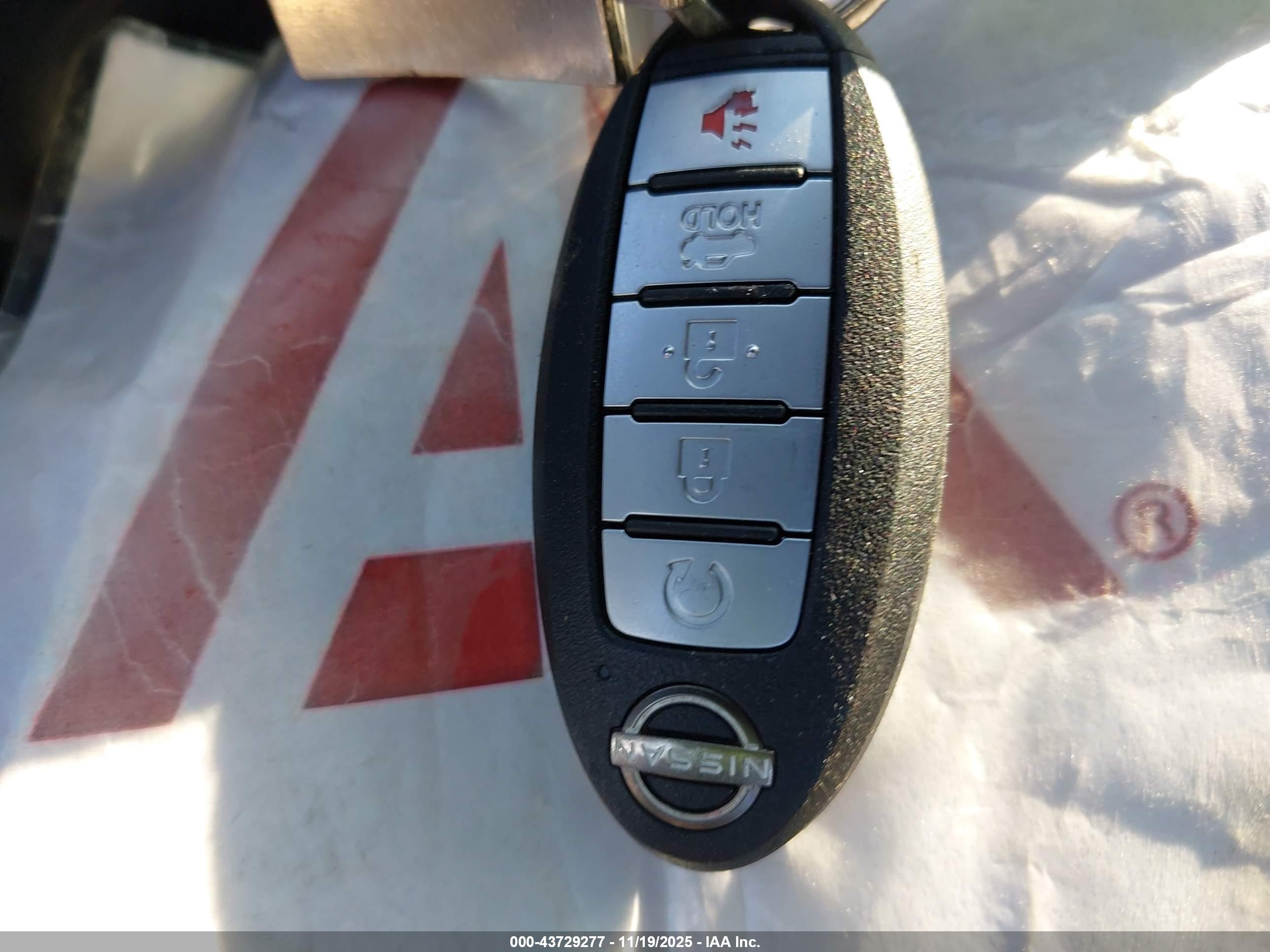 NISSAN ALTIMA image 11