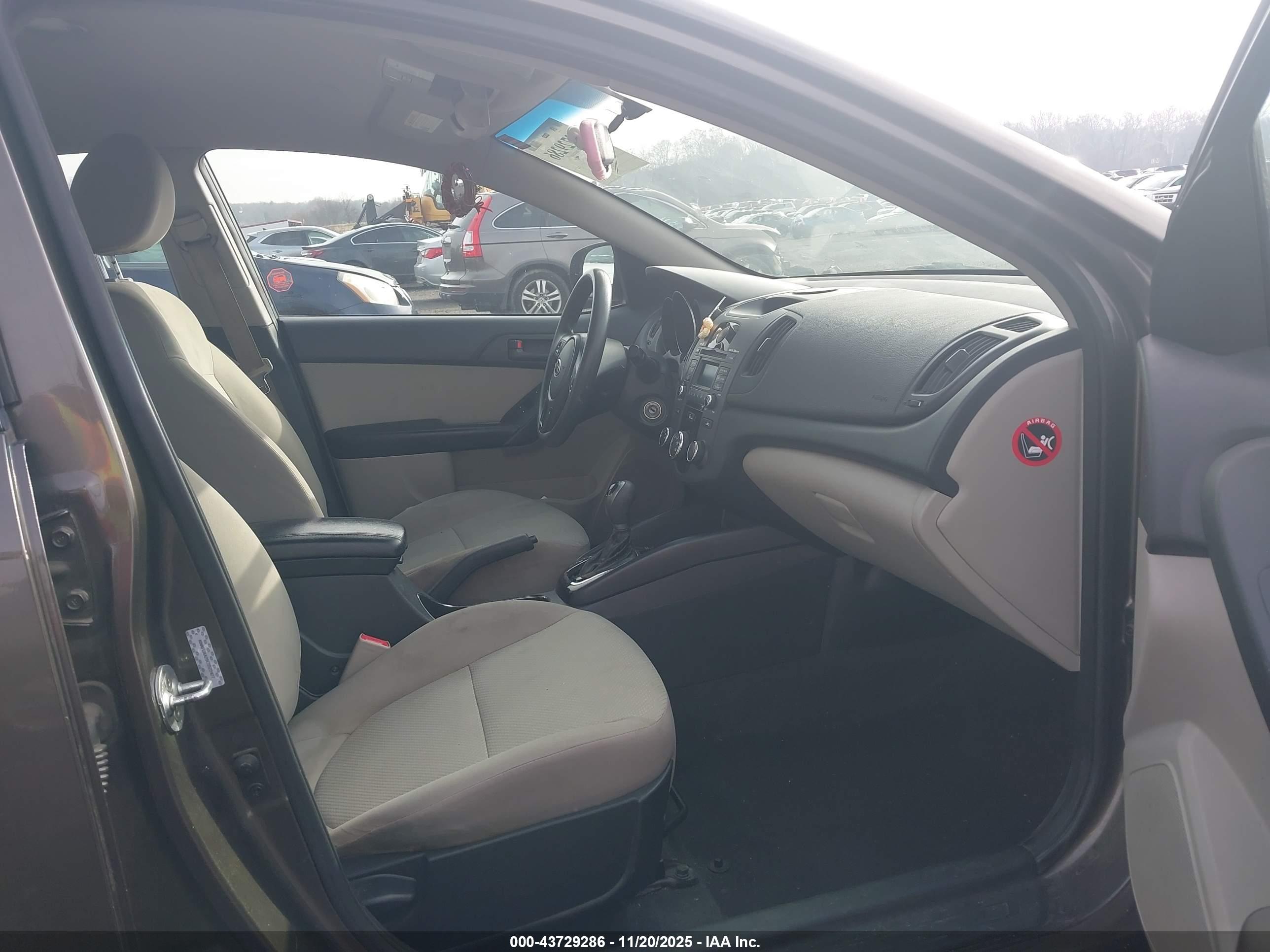 KIA FORTE image 5
