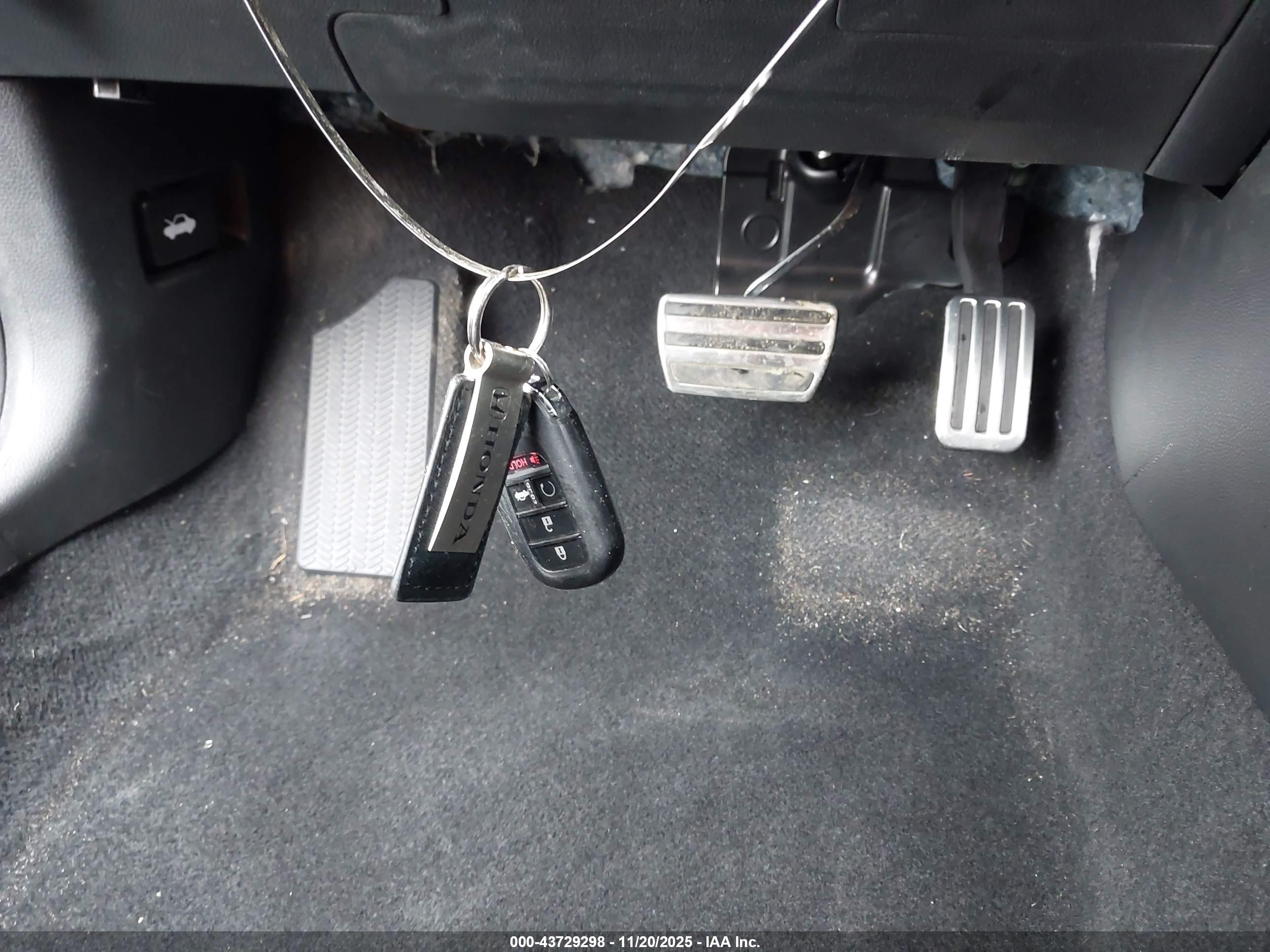 HONDA CIVIC image 11