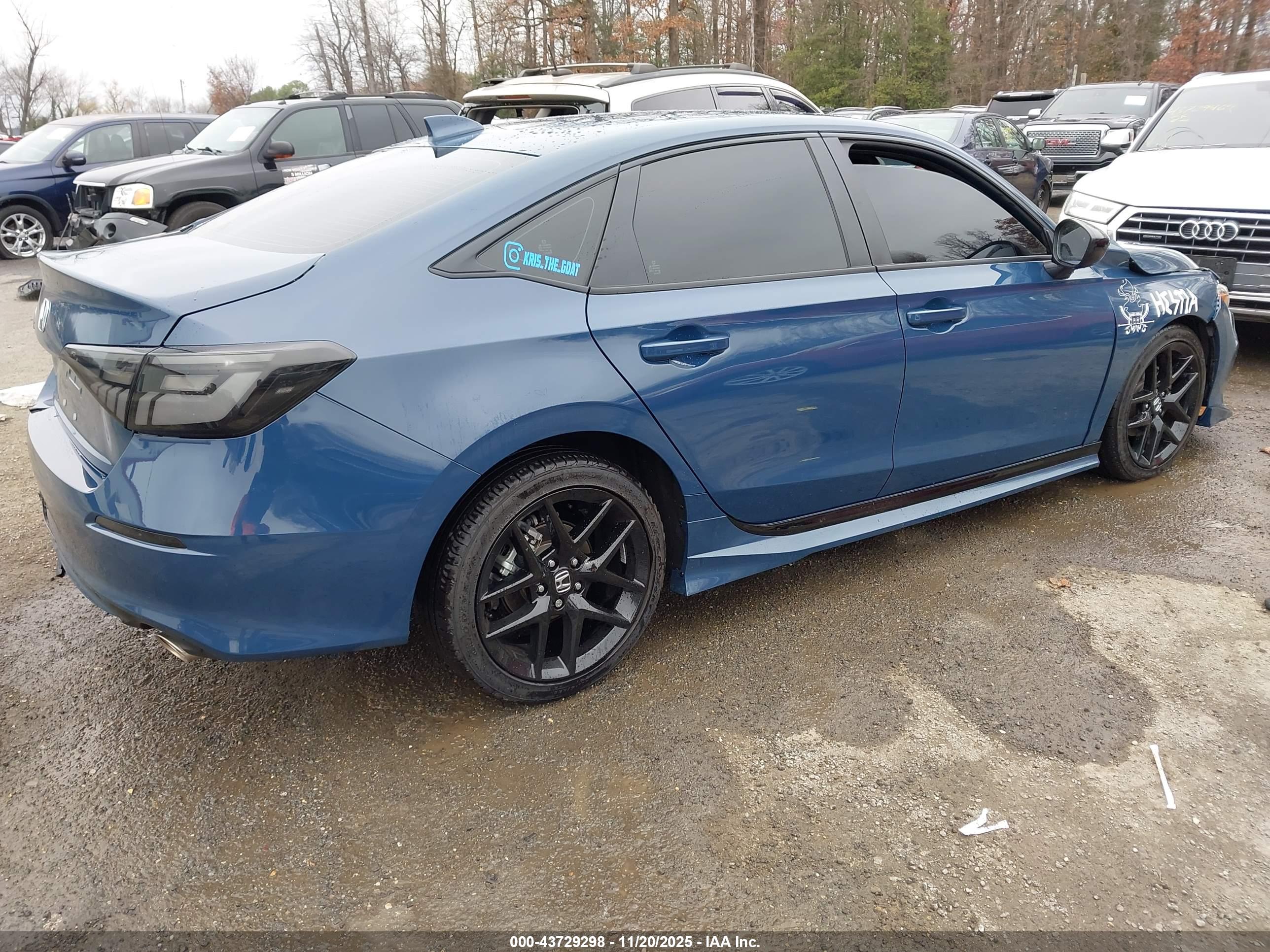 HONDA CIVIC image 4