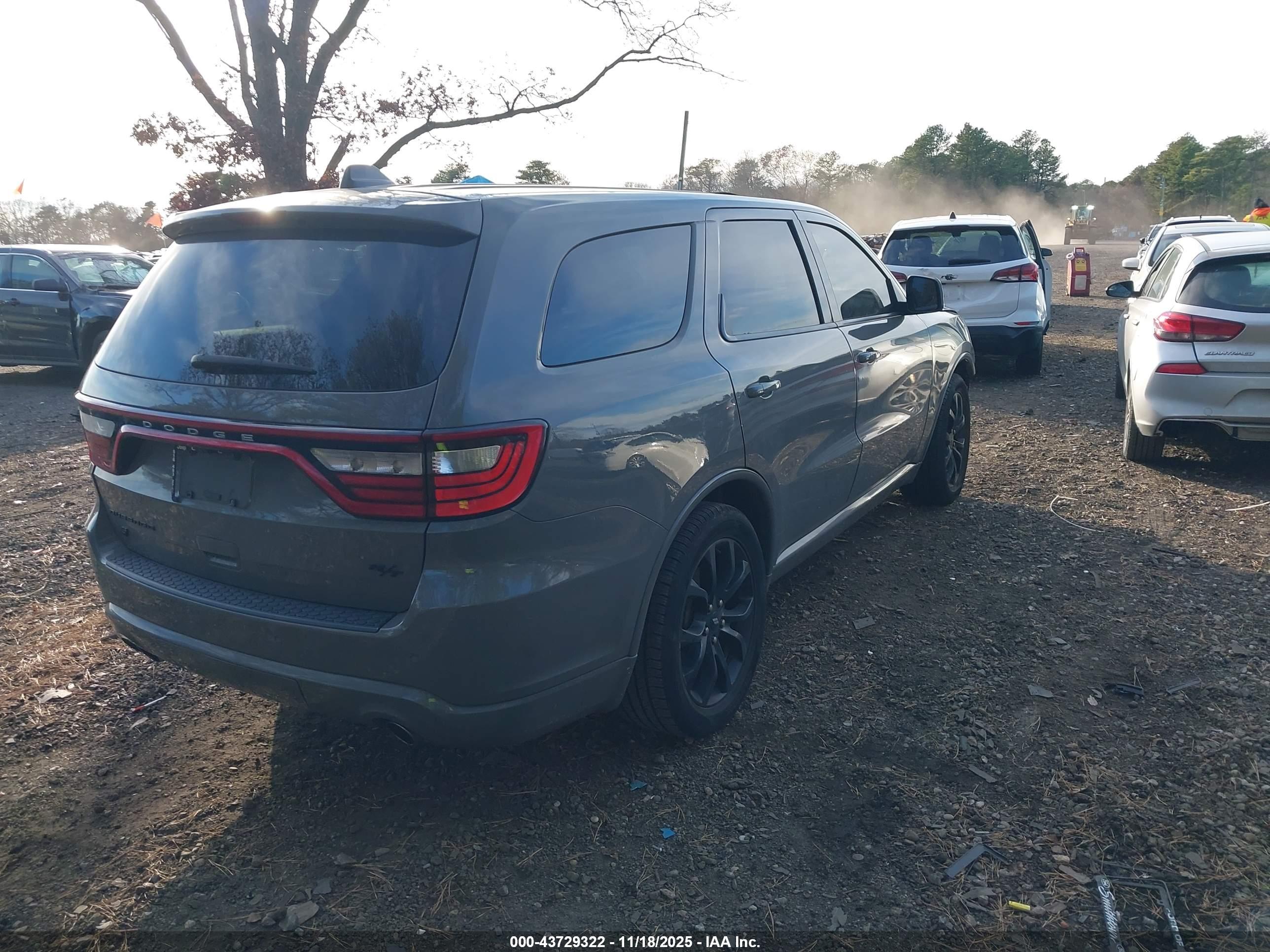 DODGE DURANGO image 4