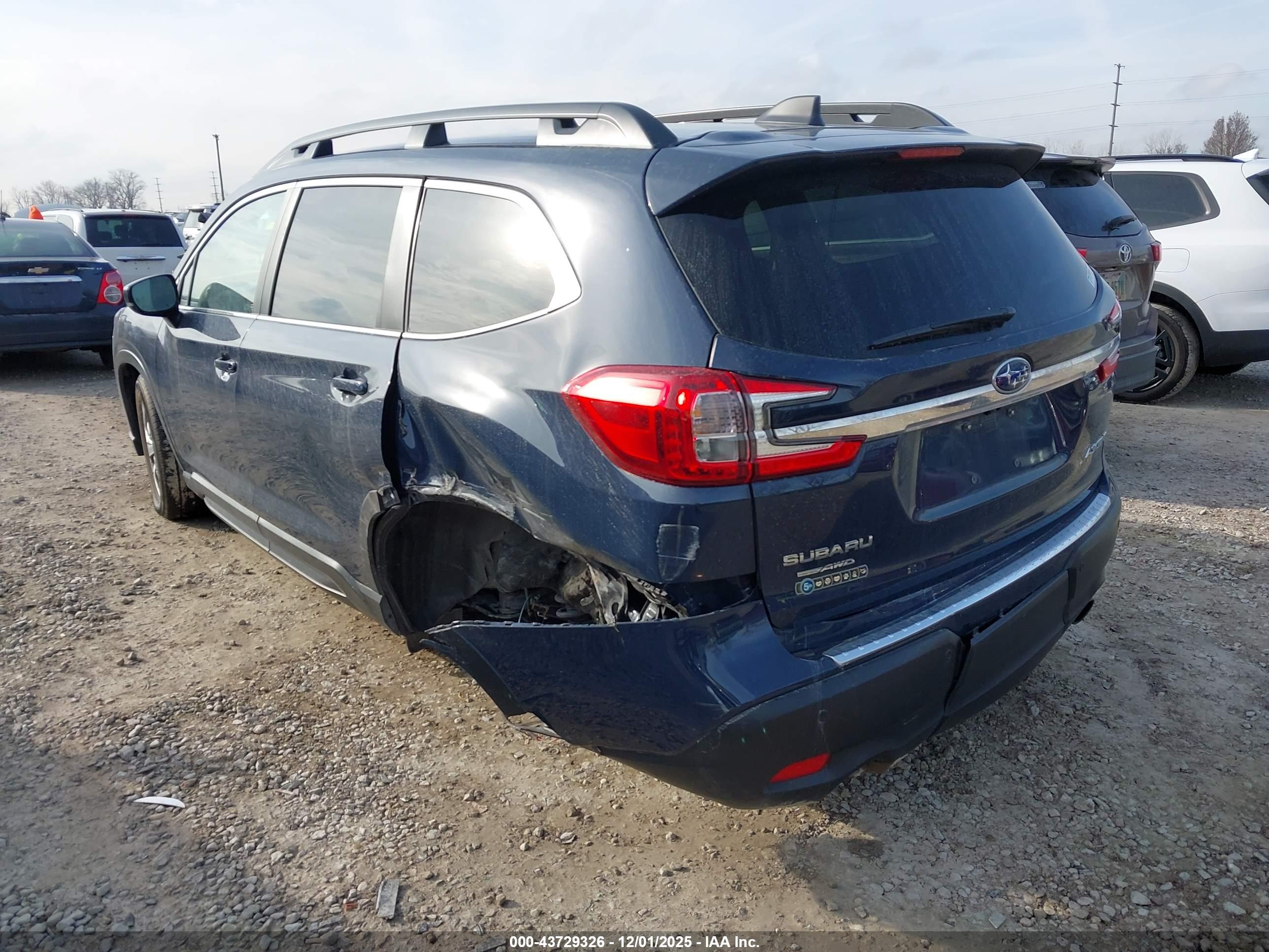 SUBARU ASCENT image 3
