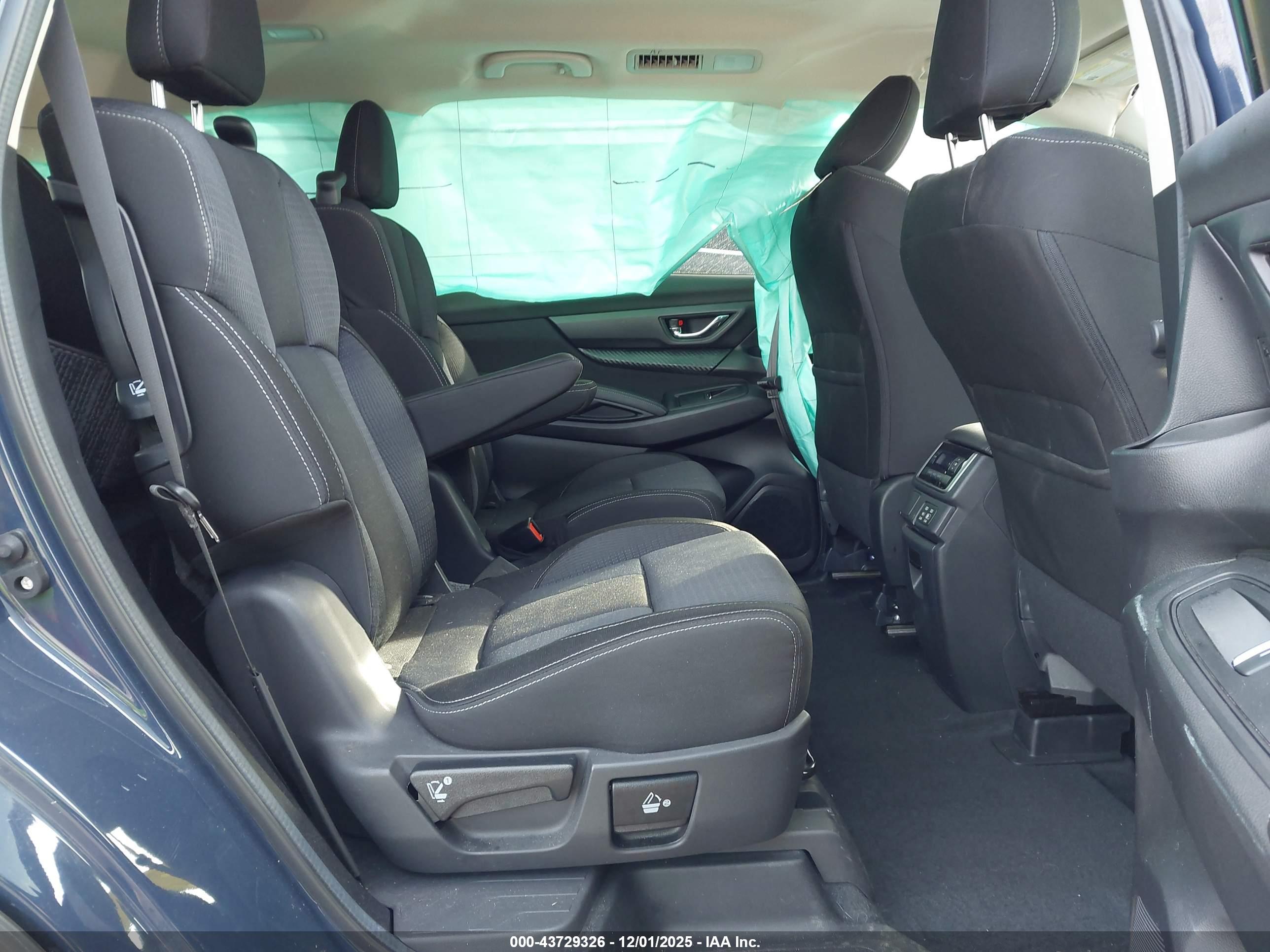 SUBARU ASCENT image 8
