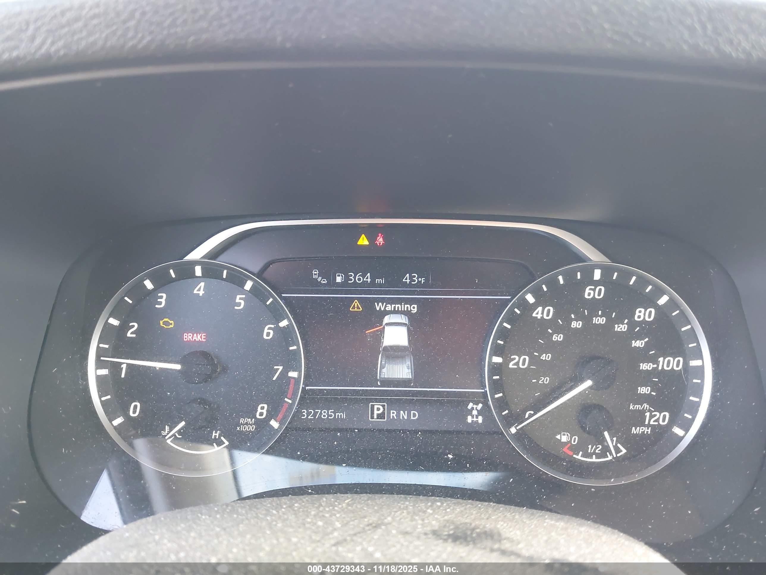 NISSAN FRONTIER image 7