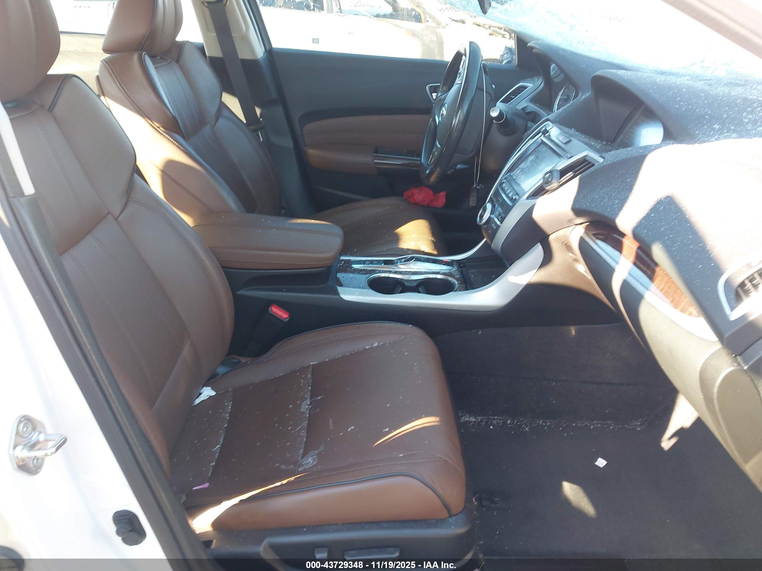 ACURA TLX image 5