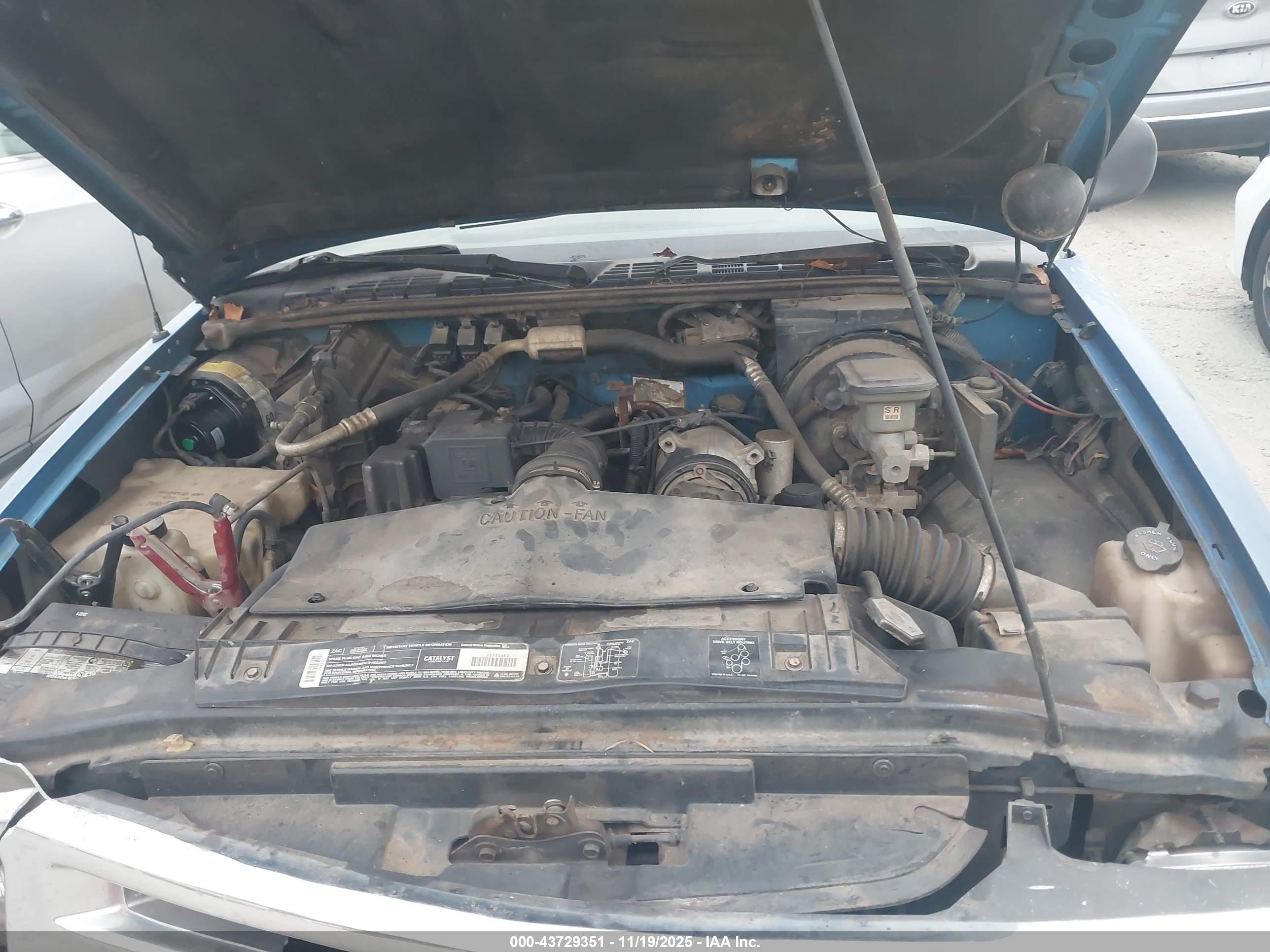 CHEVROLET S image 10
