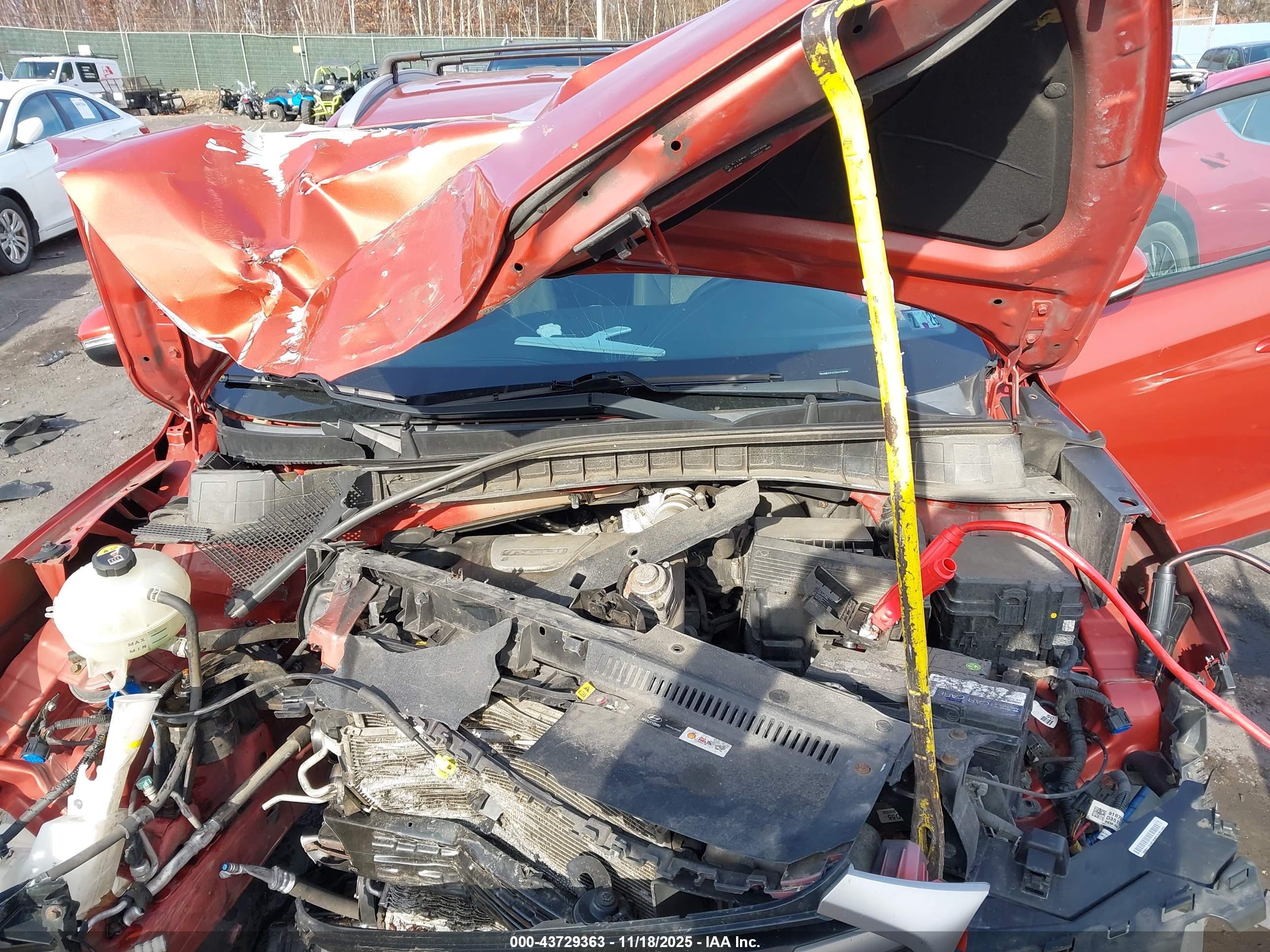 HYUNDAI TUCSON image 10