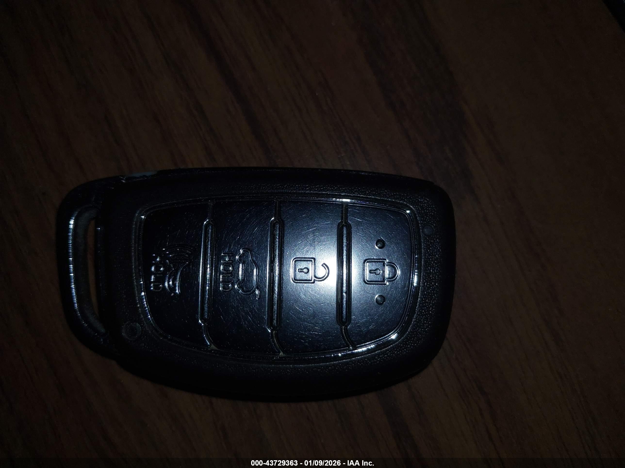 HYUNDAI TUCSON image 11