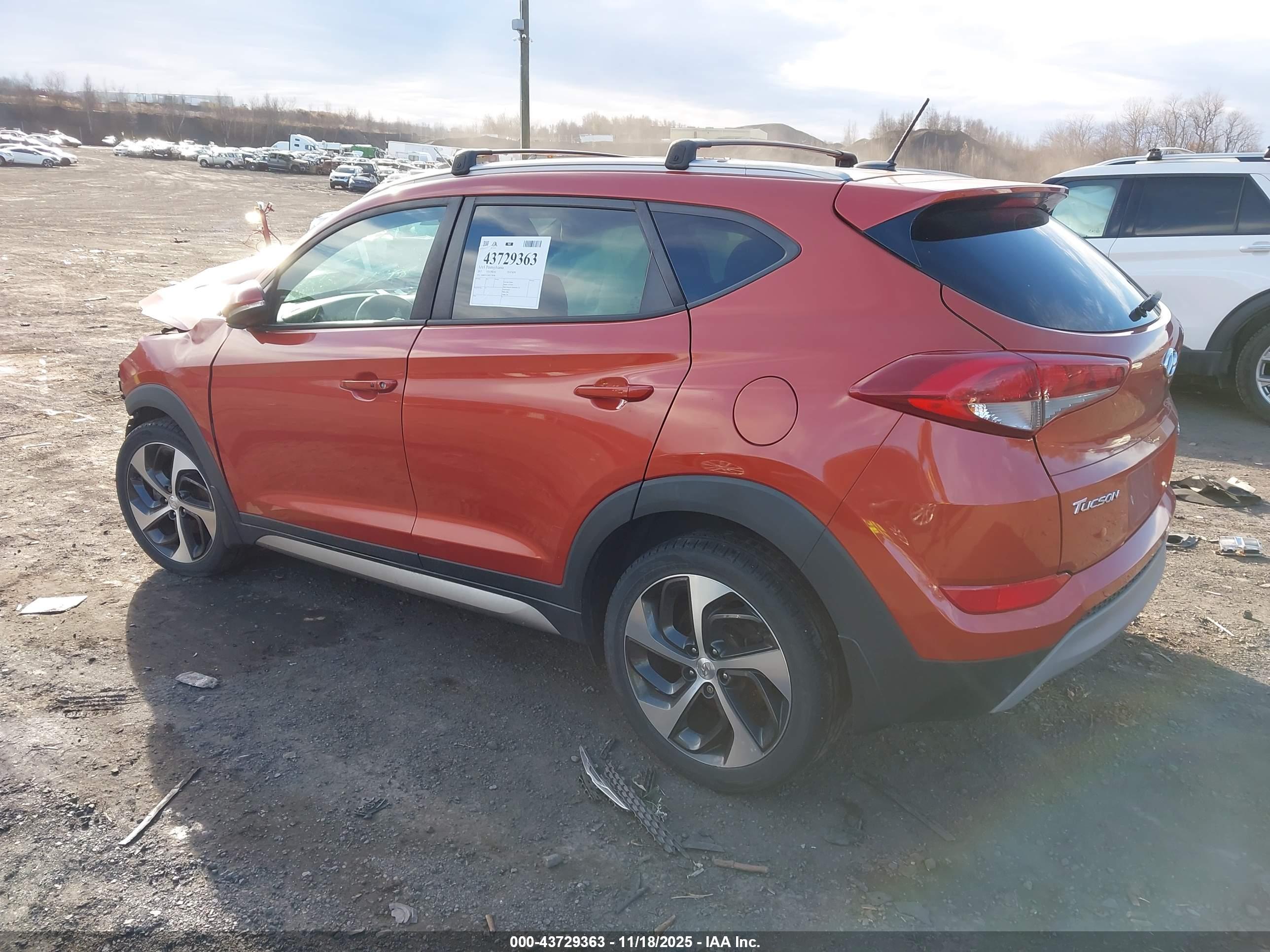 HYUNDAI TUCSON image 3
