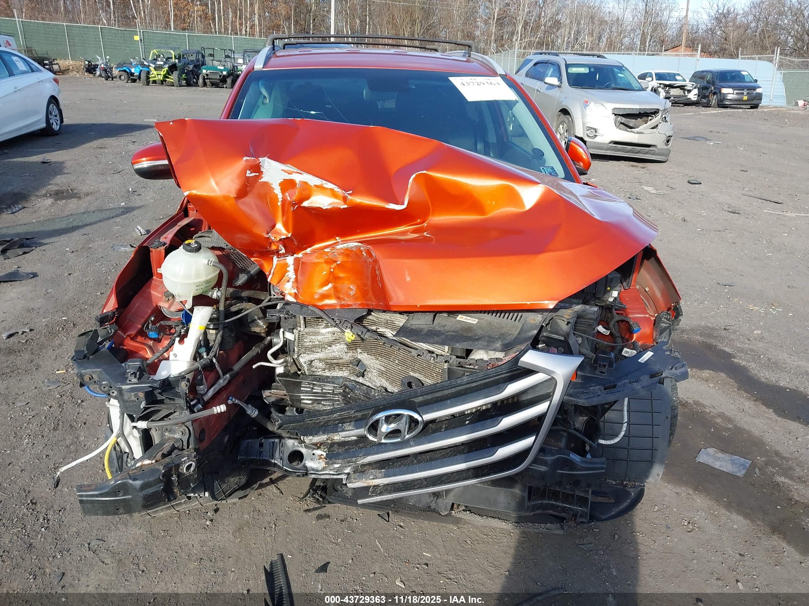 HYUNDAI TUCSON image 6