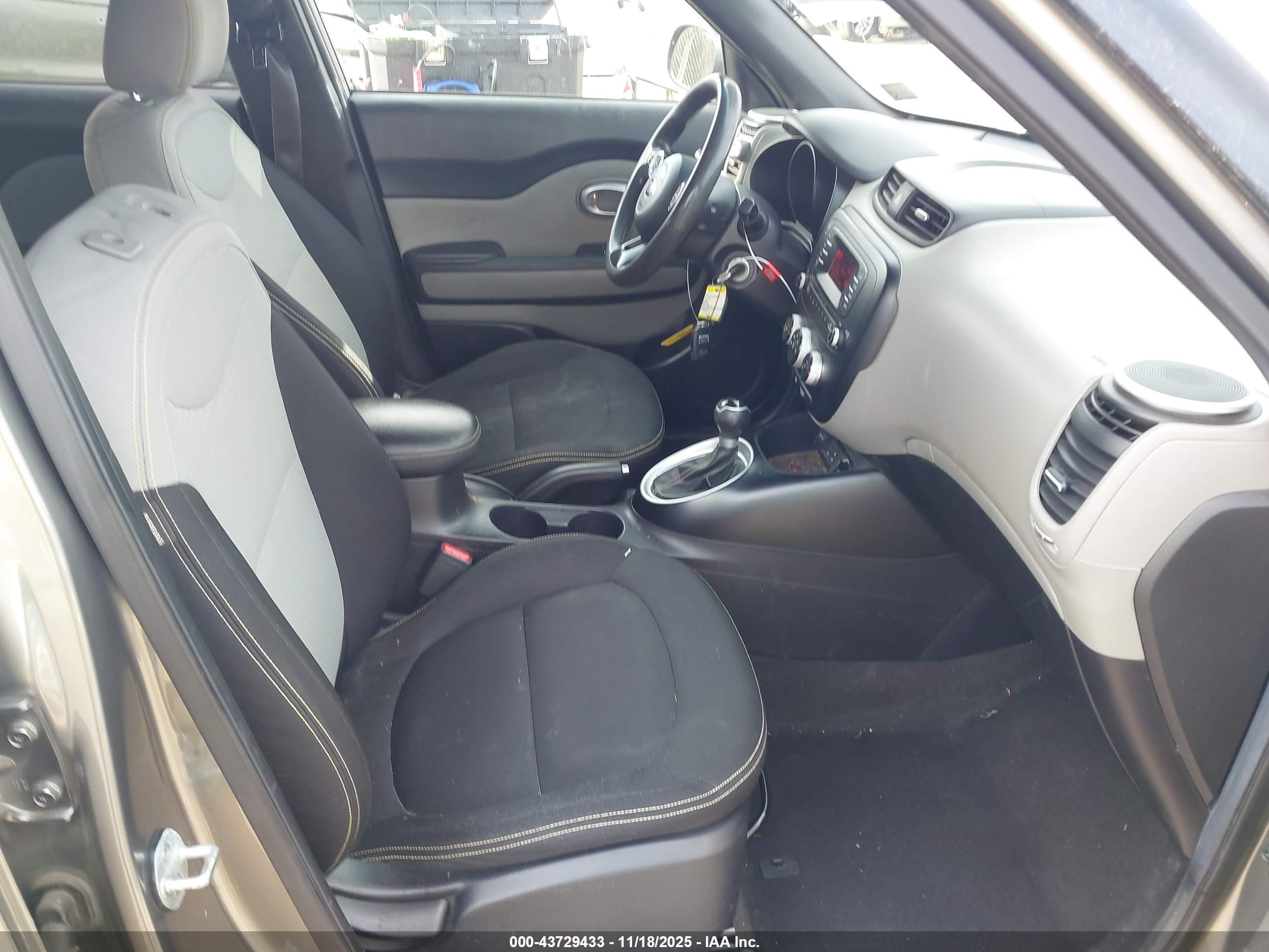 KIA SOUL image 5