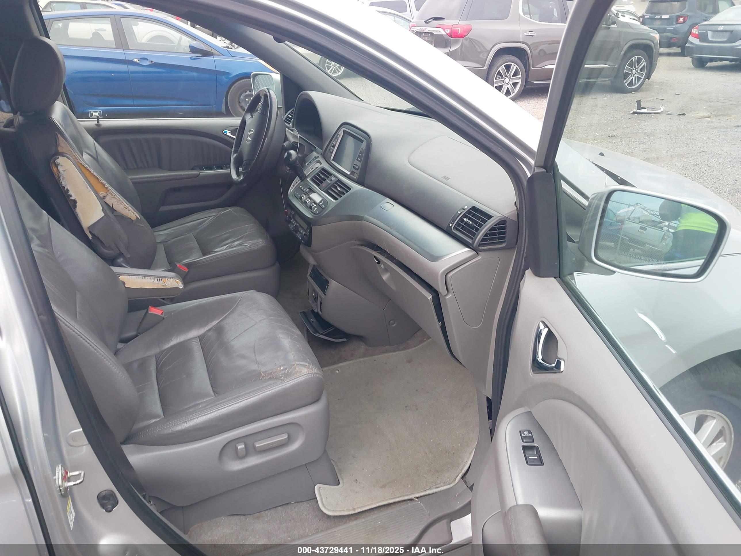 HONDA ODYSSEY image 5