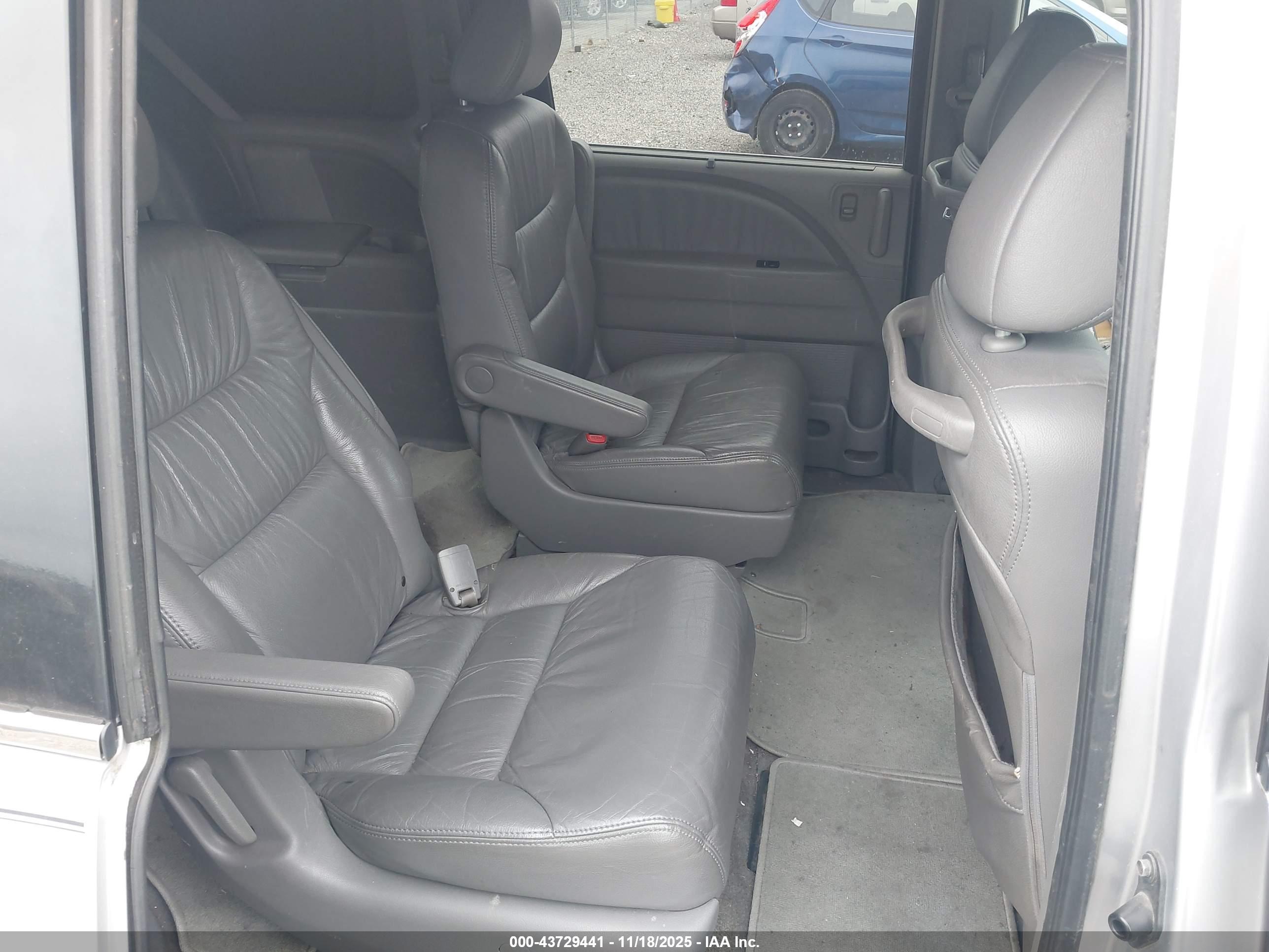 HONDA ODYSSEY image 8