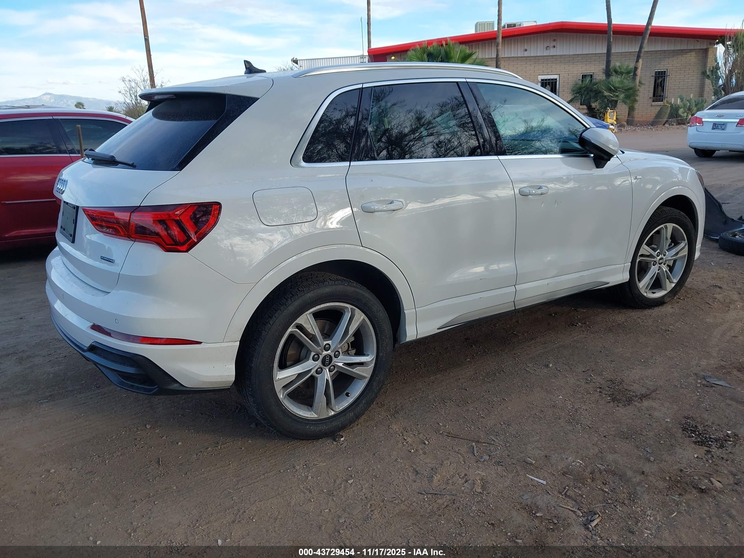 AUDI Q3 image 4