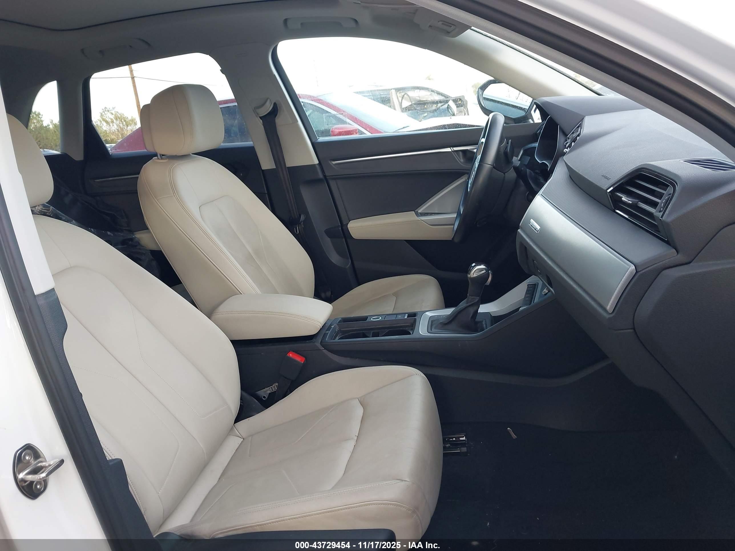 AUDI Q3 image 5