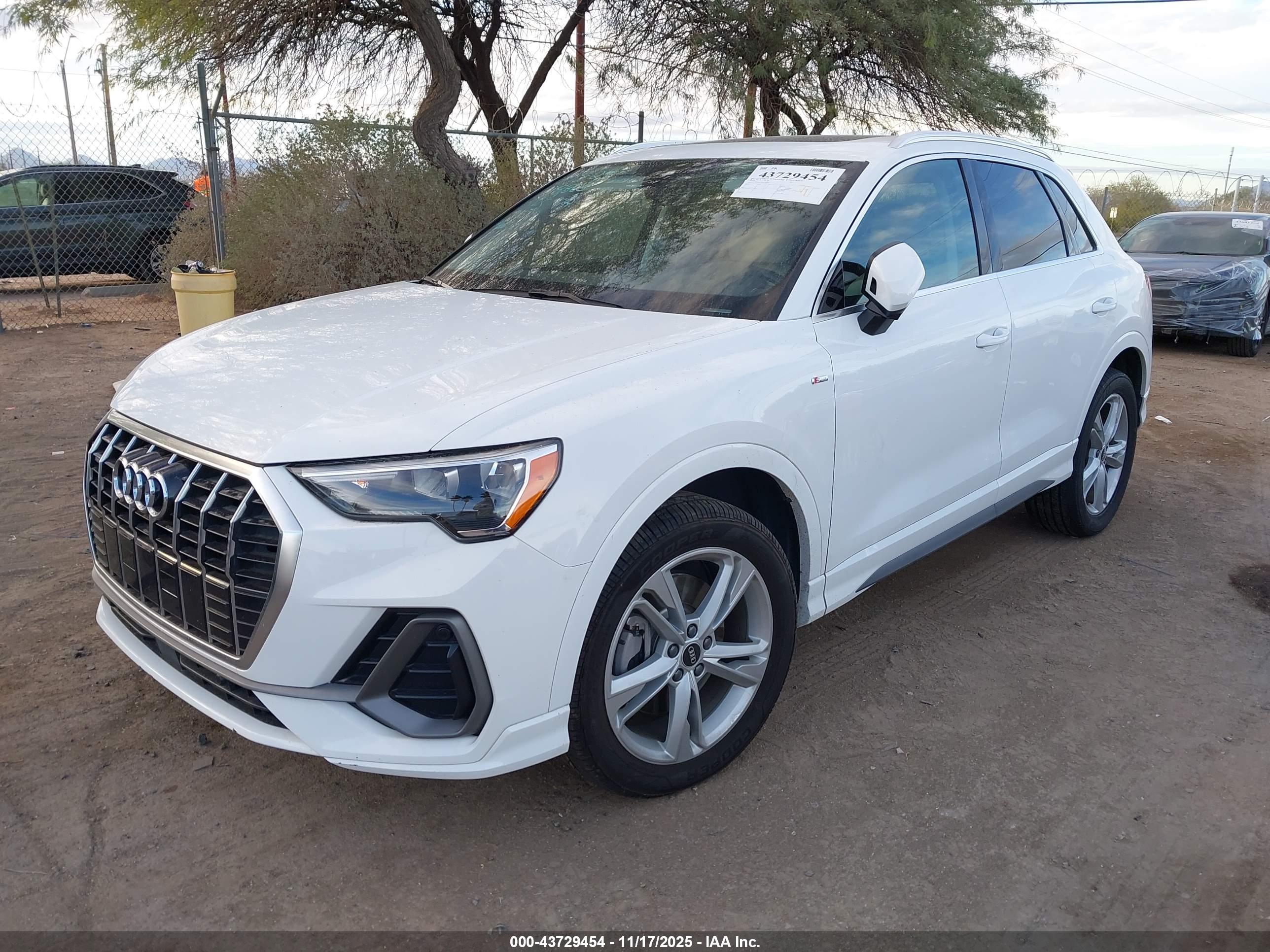 AUDI Q3 image 6