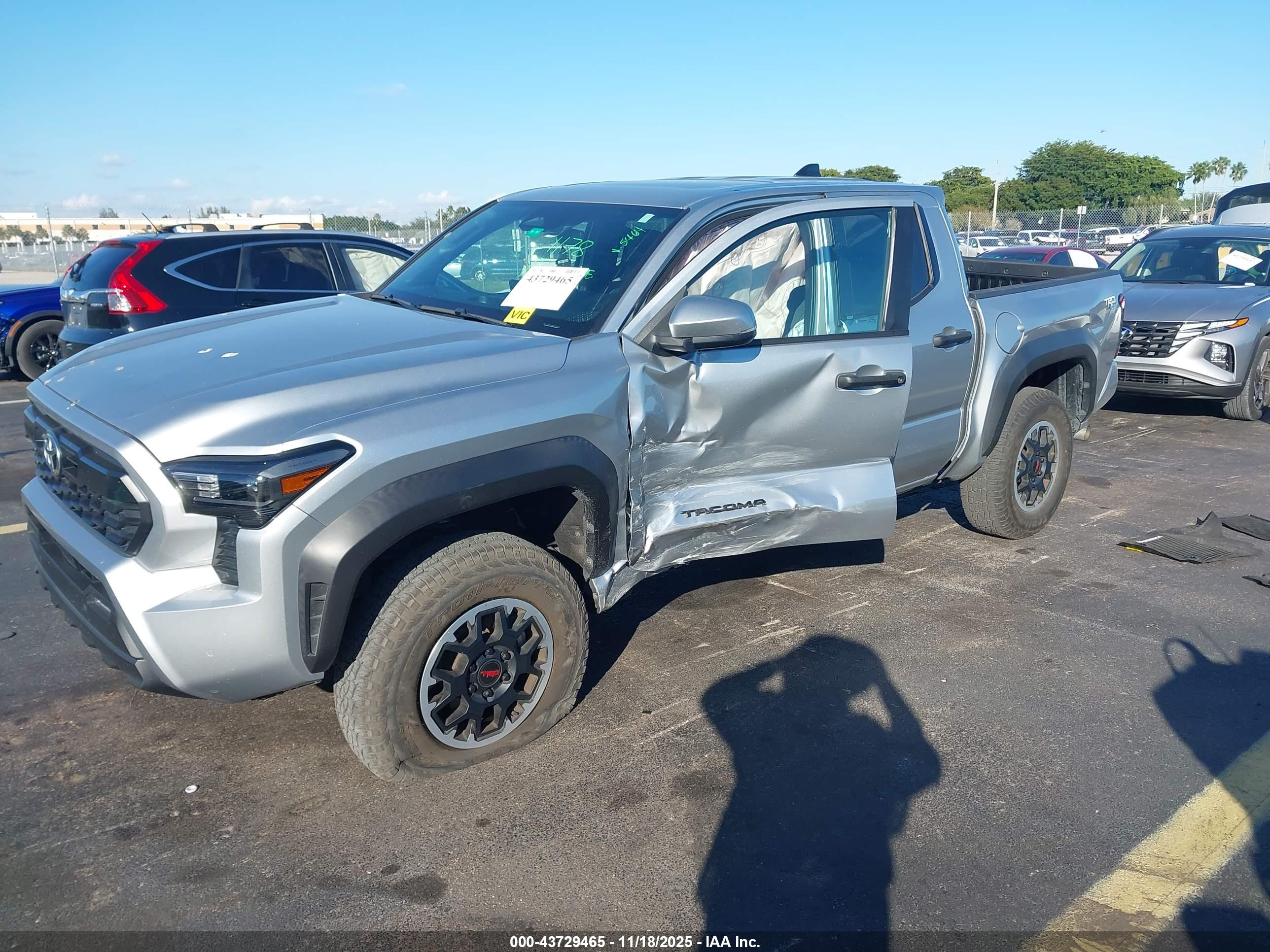 TOYOTA TACOMA image 2
