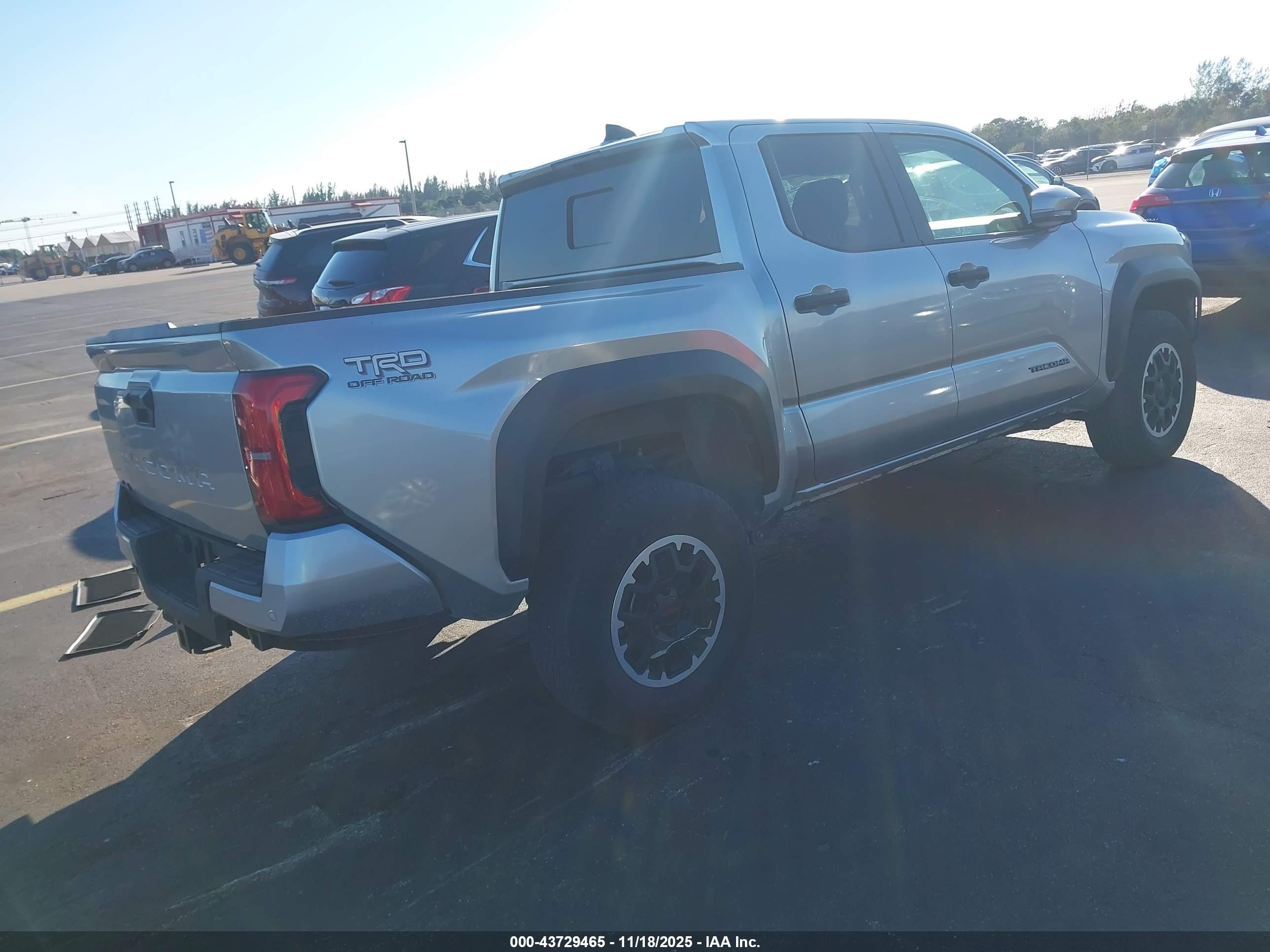 TOYOTA TACOMA image 4