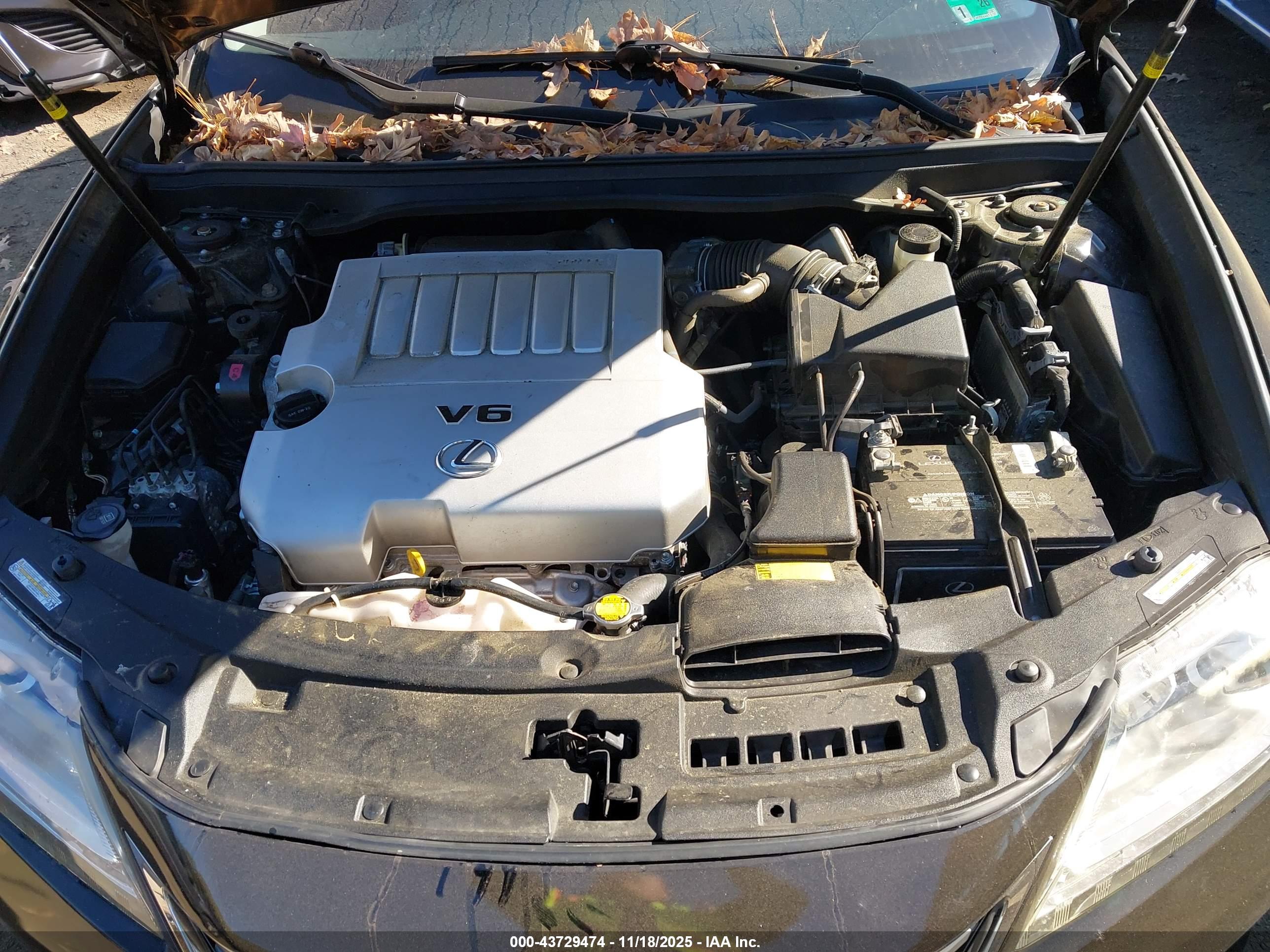 LEXUS ES image 10