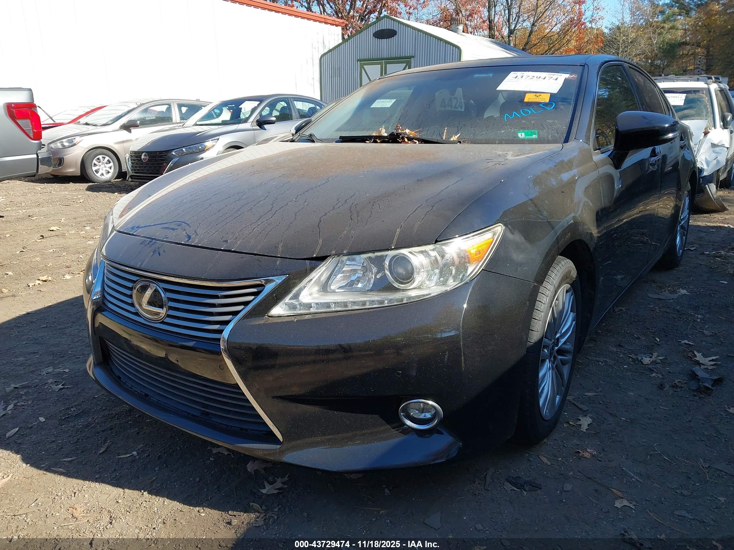 LEXUS ES image 6