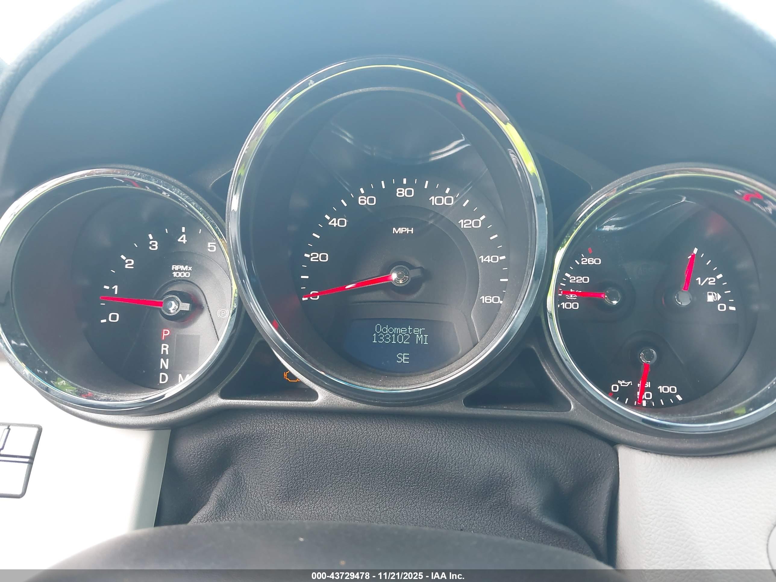 CADILLAC CTS image 7