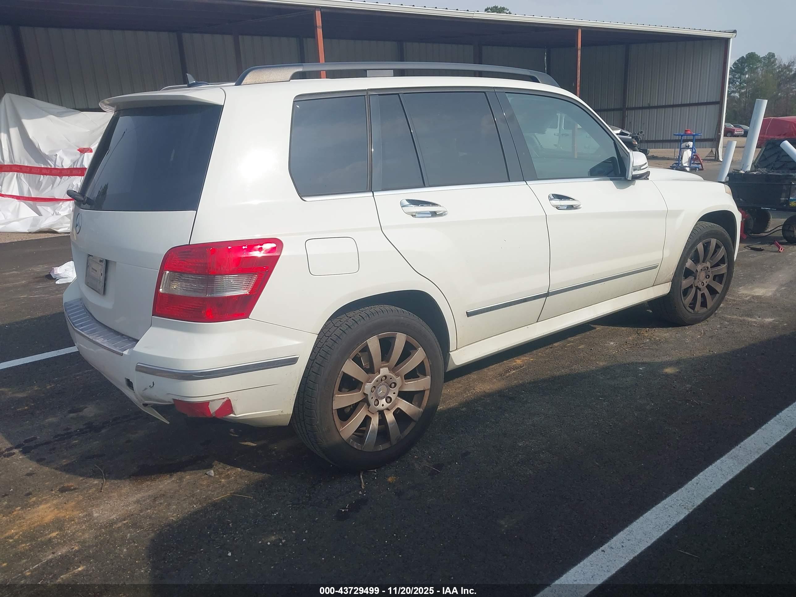 MERCEDES-BENZ GLK image 4